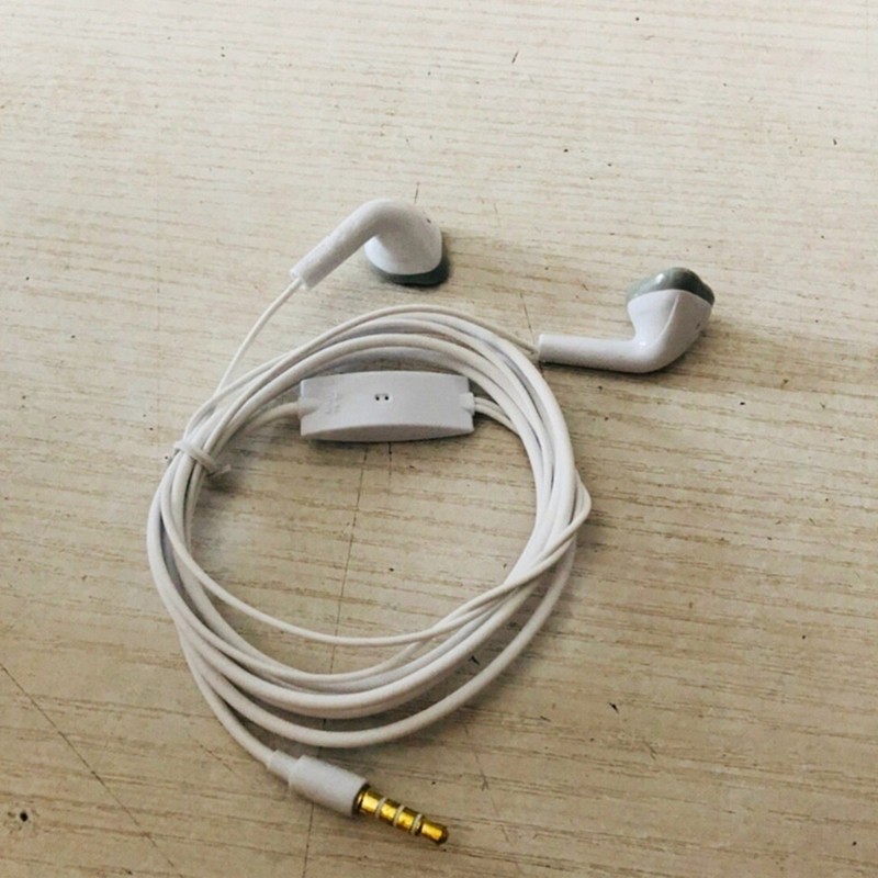 Universal 3.5mm Earphones C550 Corded Earbuds Wide Compatibility with Phones