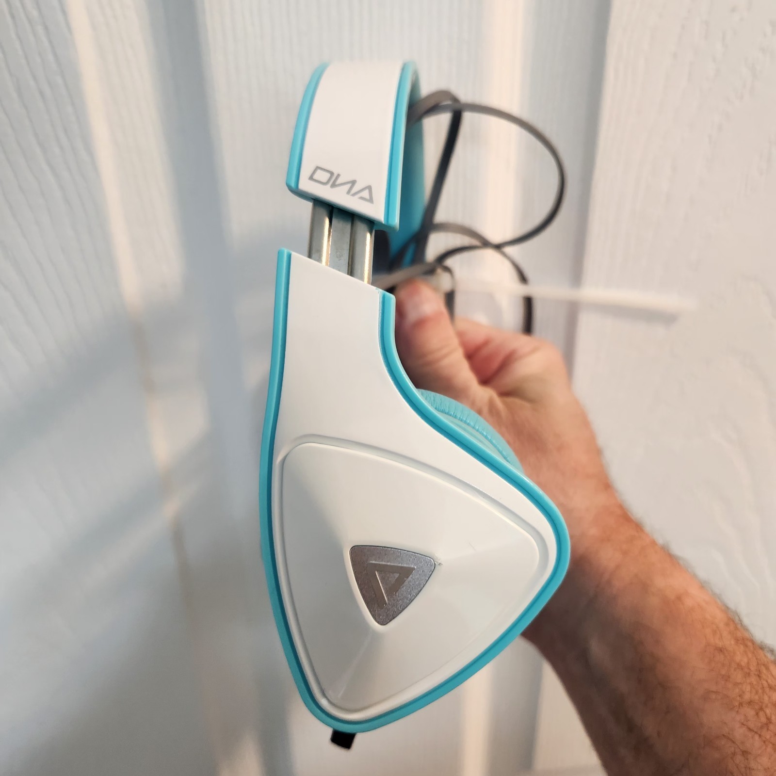 Monster DNA headphone wire on ear headphone Teal
