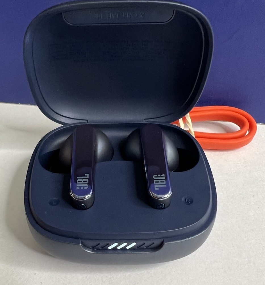 JBL Live Pro 2 TWS In-Ear Noise Cancelling Truly Wireless Headphones Blue VGC