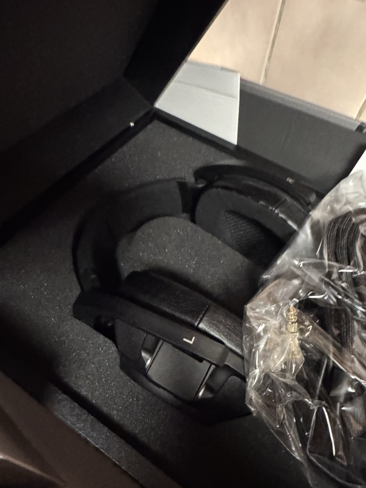 Brand New Sennheiser HD 820 Over-Ear Closed-Back Headphones (Black) New In Box