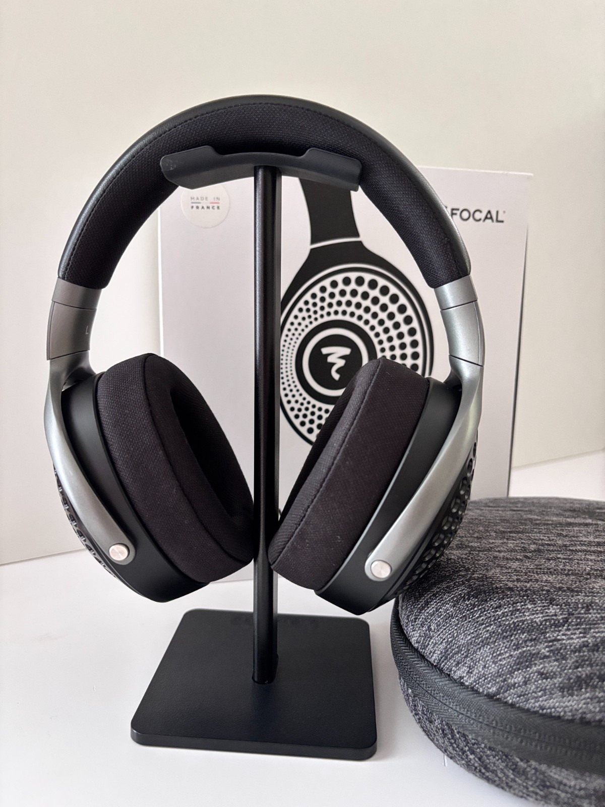 Focal Lensys Professional Studio Over-the-Ear Headphones: Premium Sound, Low Use