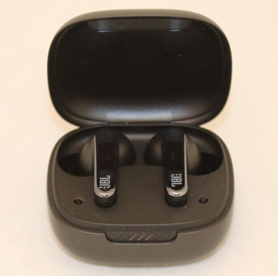 JBL Live Pro 2 ear buds