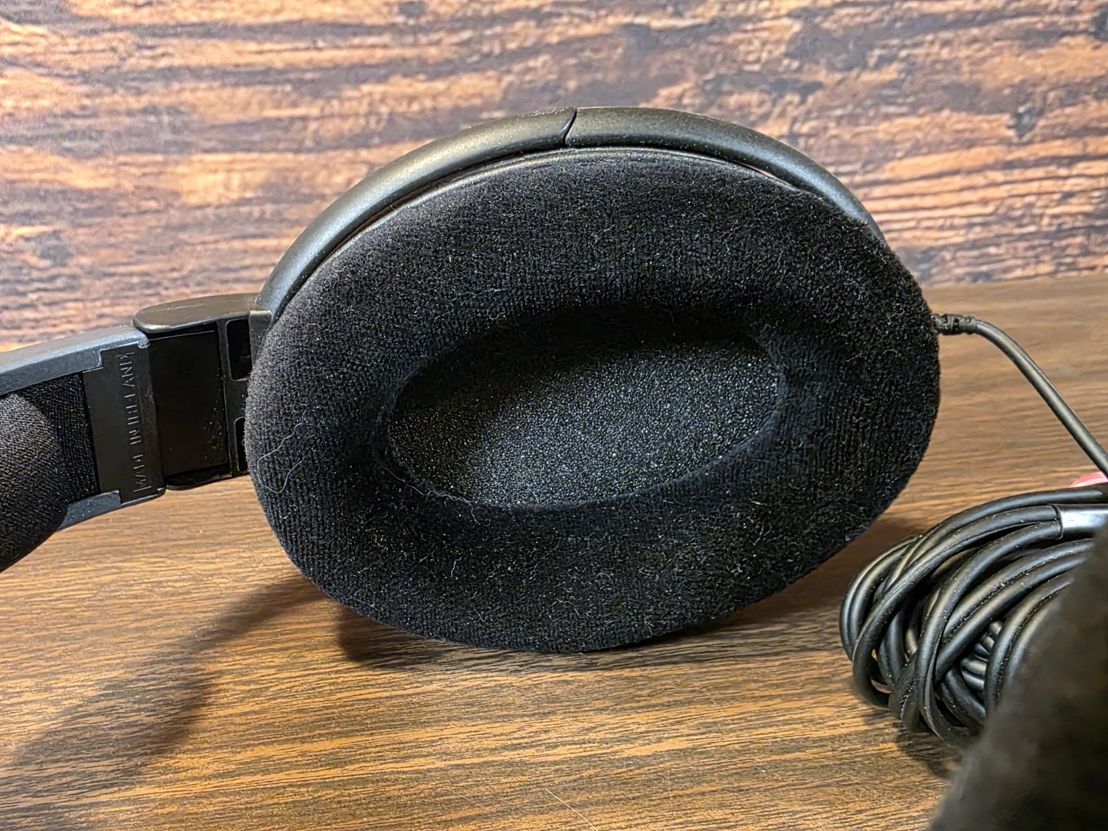Sennheiser HD 580 Precision HiFi Open Back Wired Headphones, Adjustable Headband