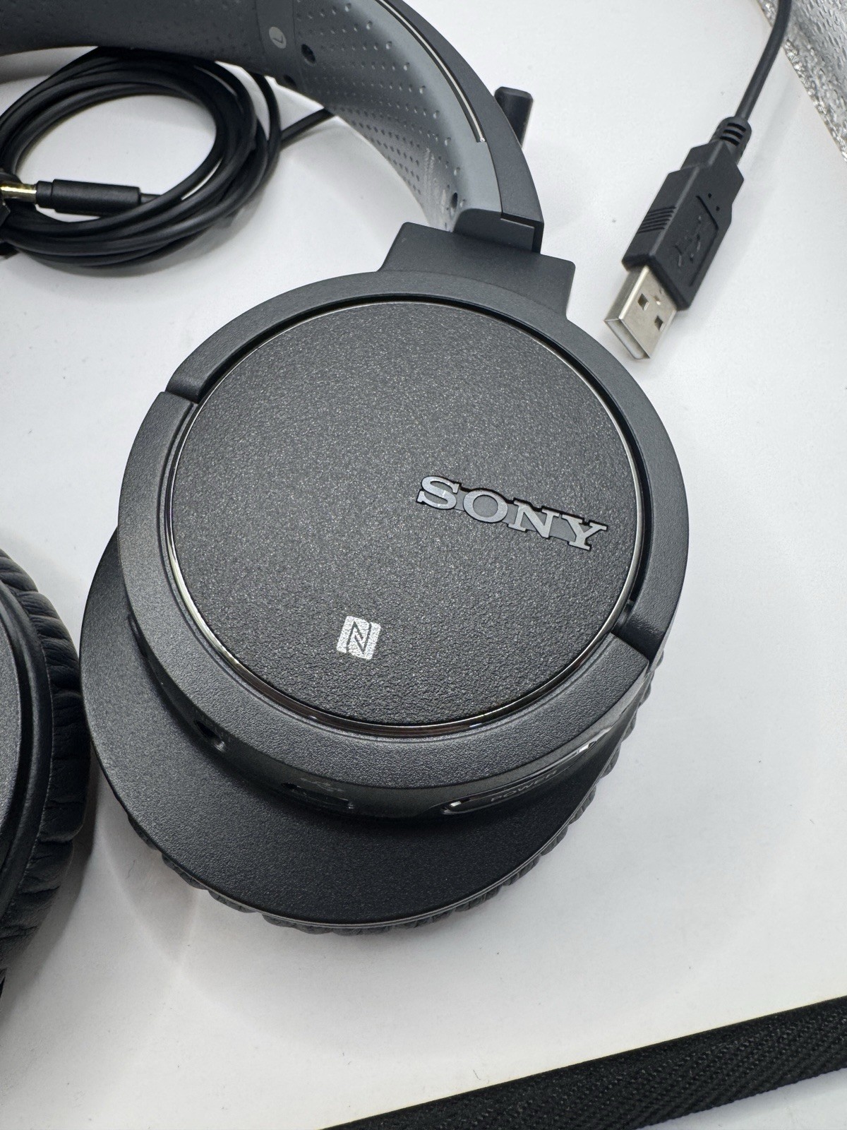Sony MDR-ZX770BT Headphones – Black
