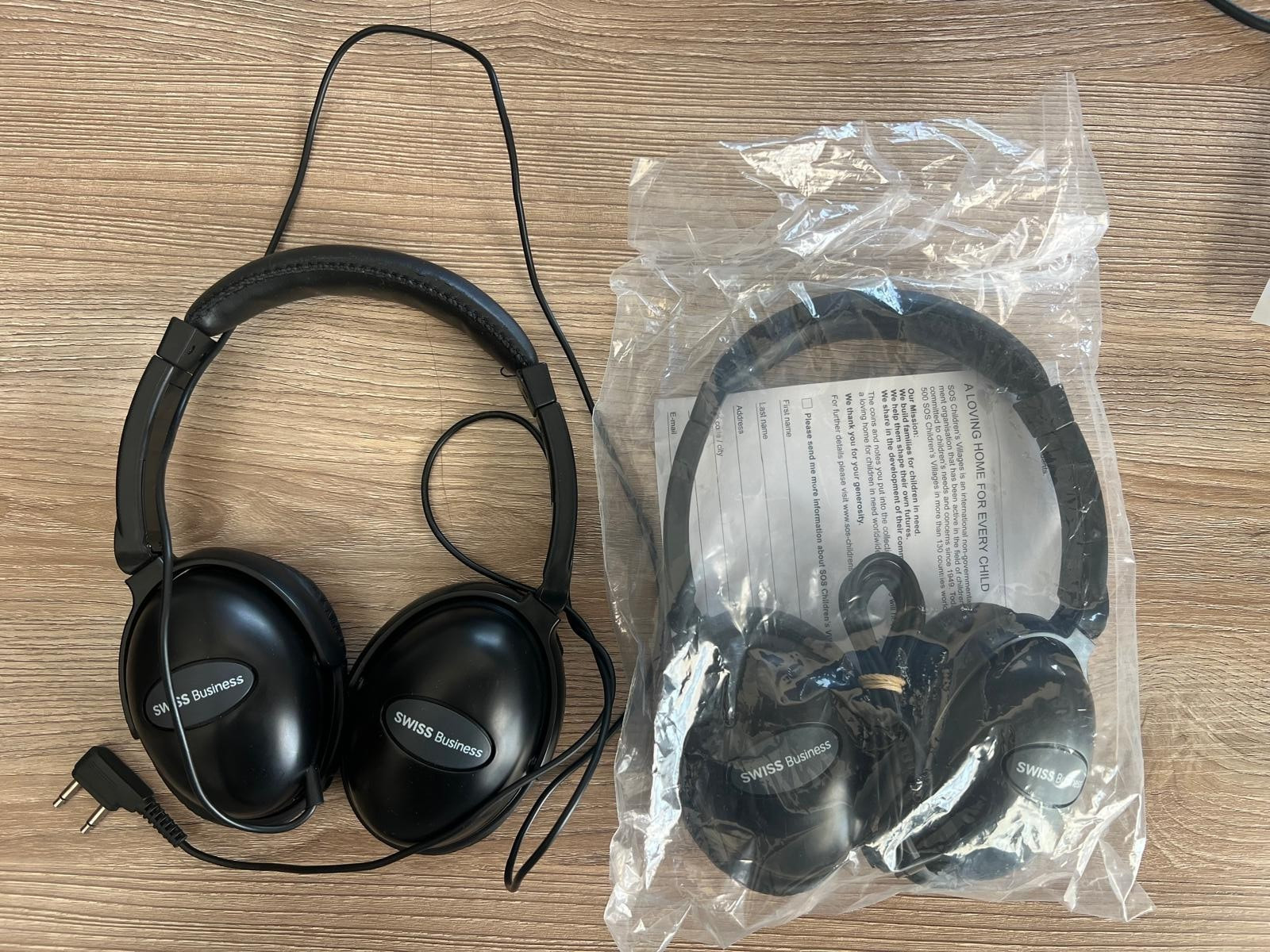 Swiss Business Class Noise Cancelling Headphones 2 Pin Plug