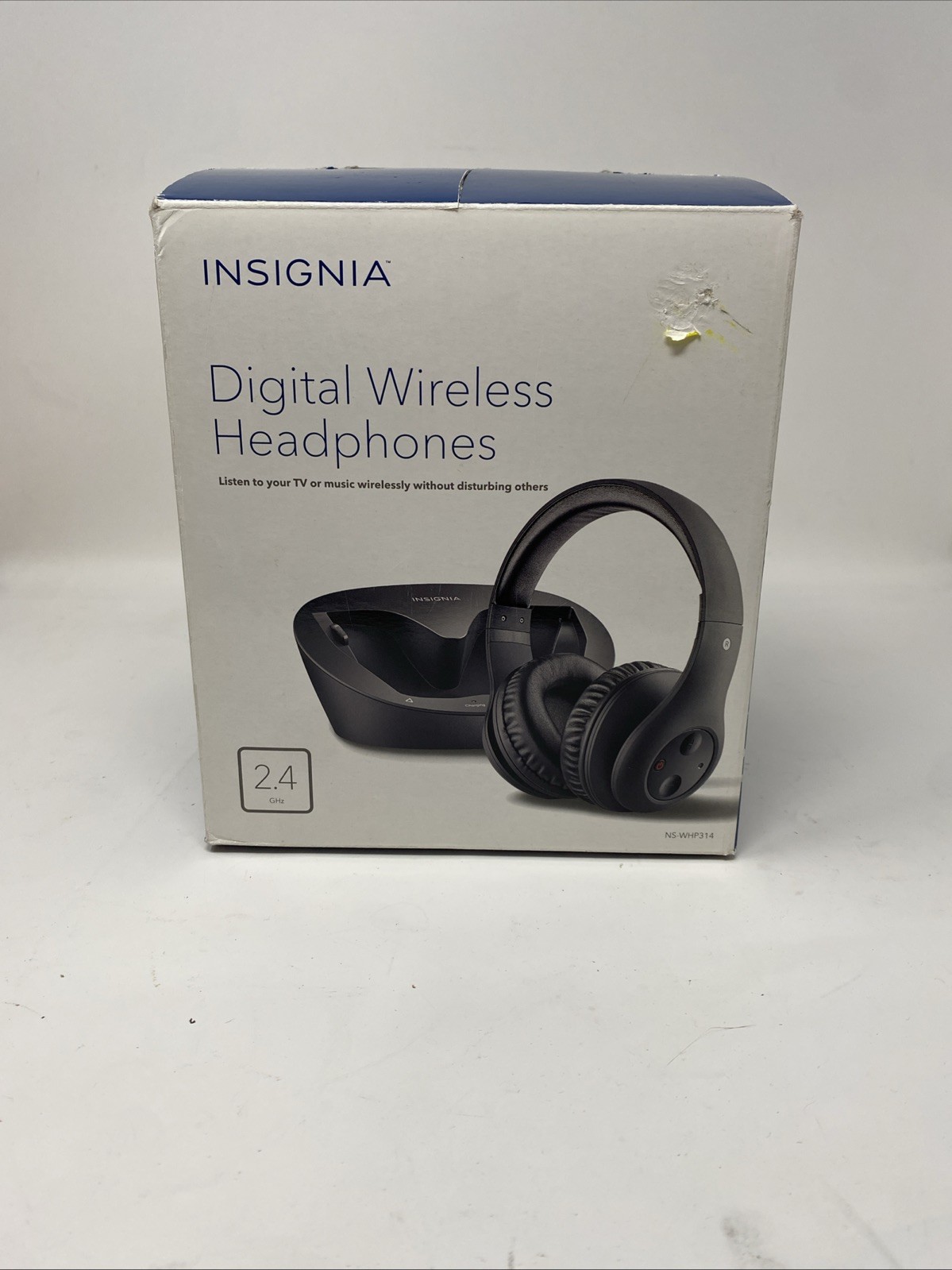 Insignia Digital Wireless Headphones 2.4GHz with Charging Dock