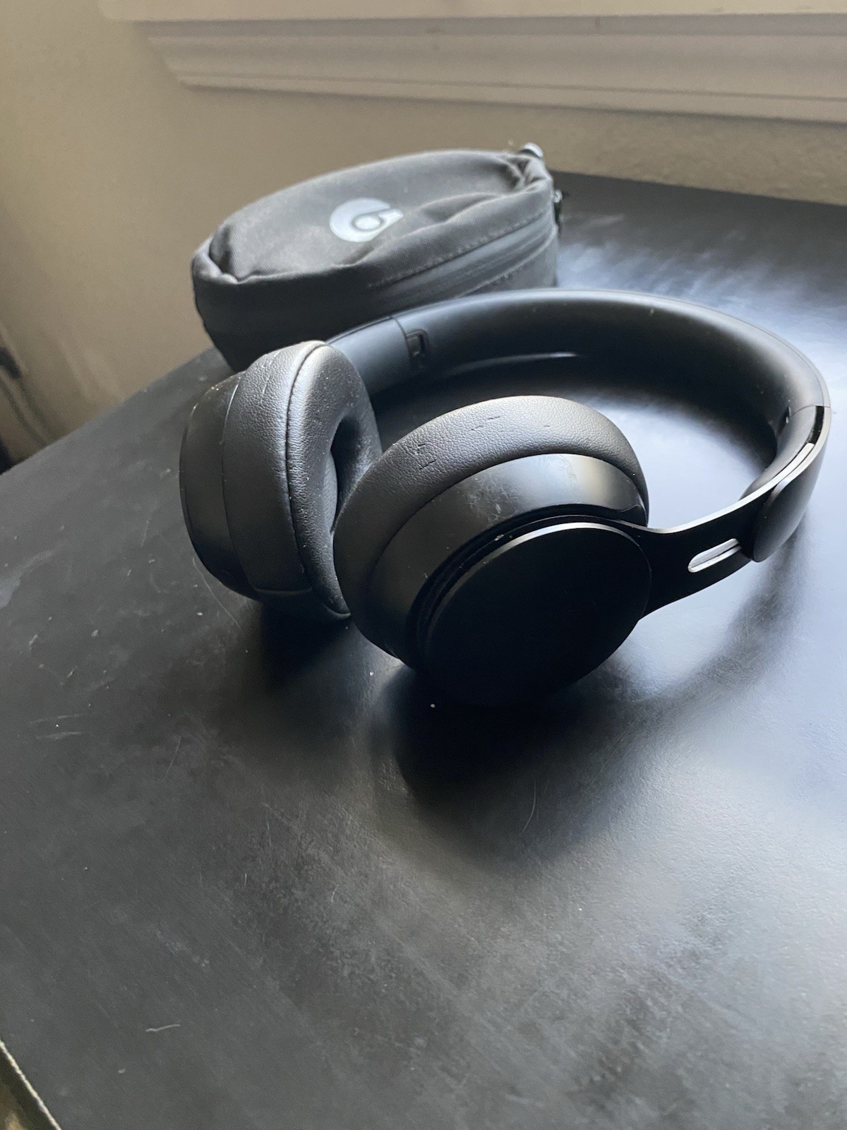 Beats by Dr. Dre Solo Pro On Ear Wireless Headphones – Black