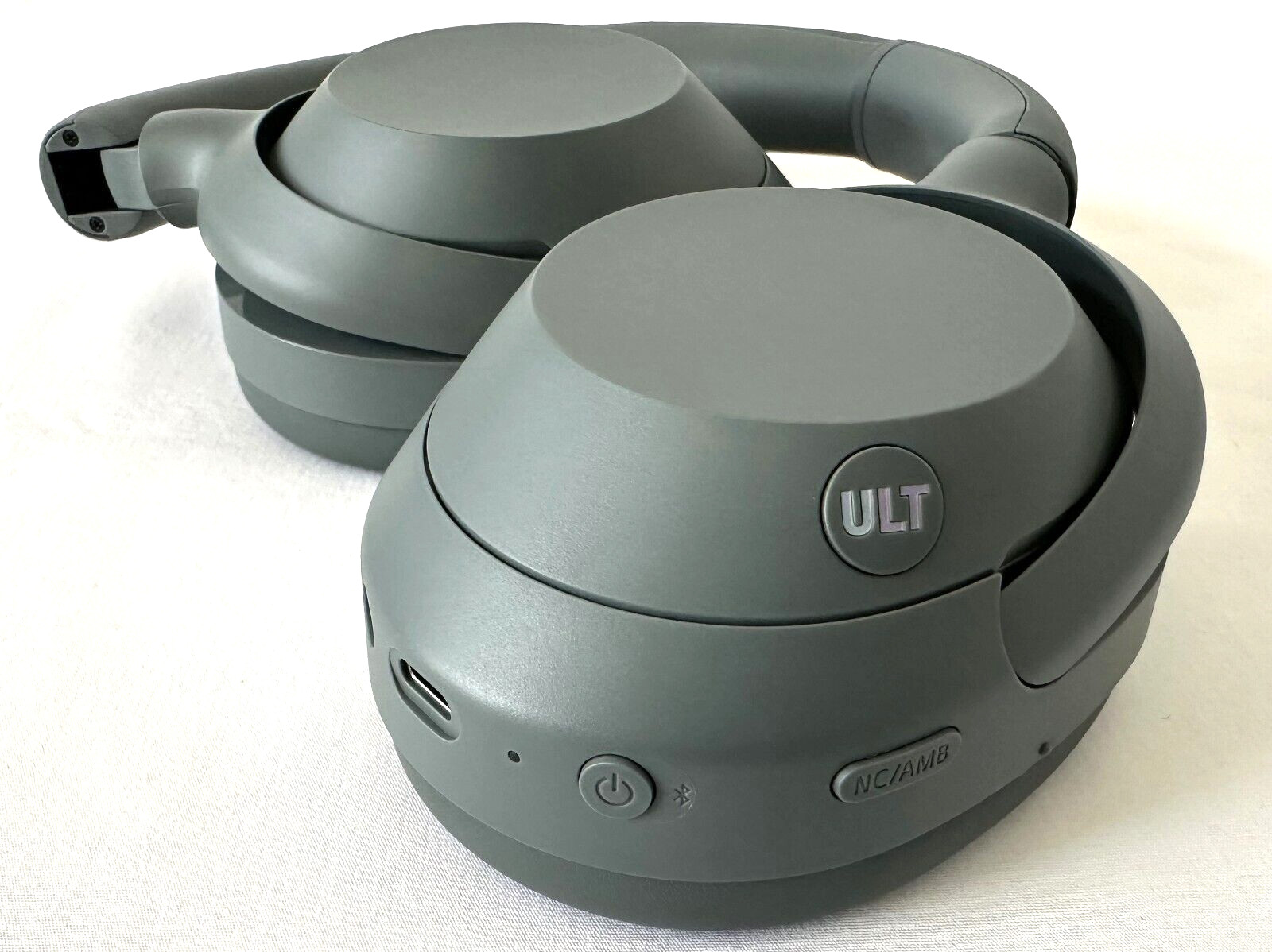 Sony ULT WEAR 900N Wireless Noise Canceling Bluetooth Headphones Forest Gray 1
