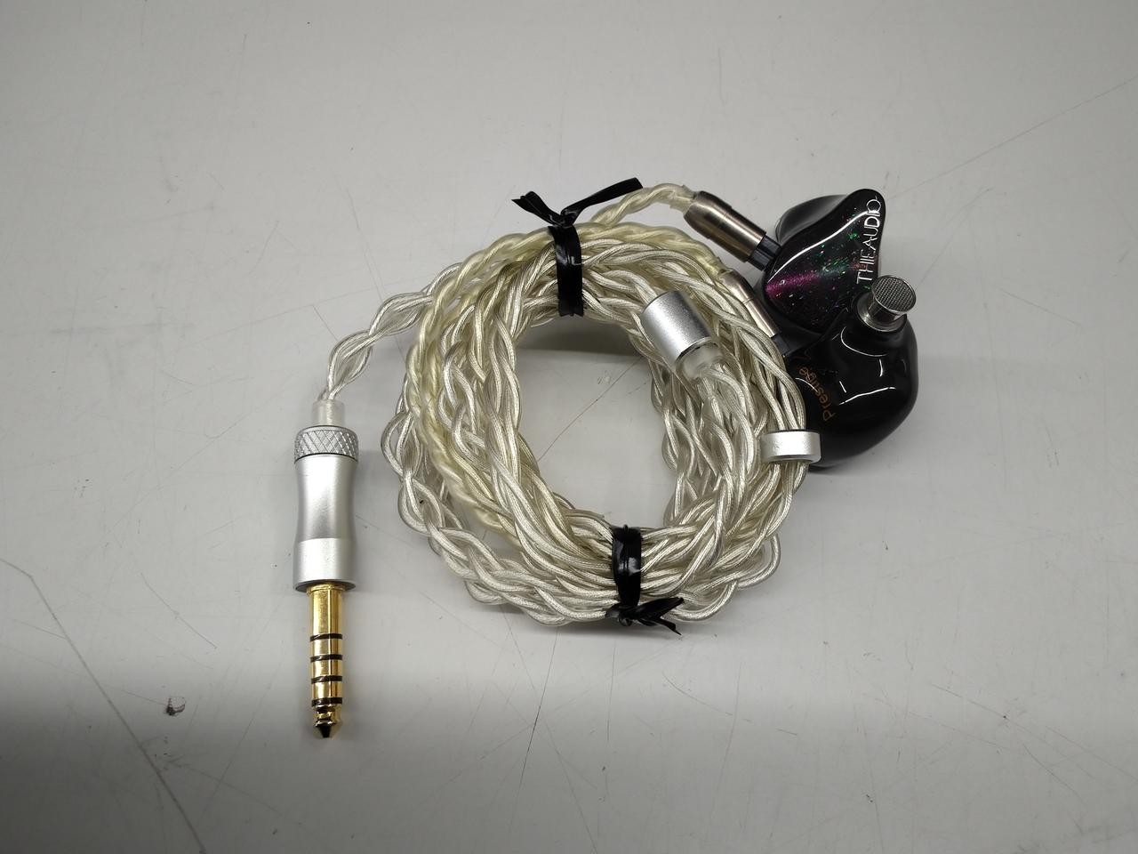 ThieAudio Prestige Earphones in-ear Audio Quality Splash of Color