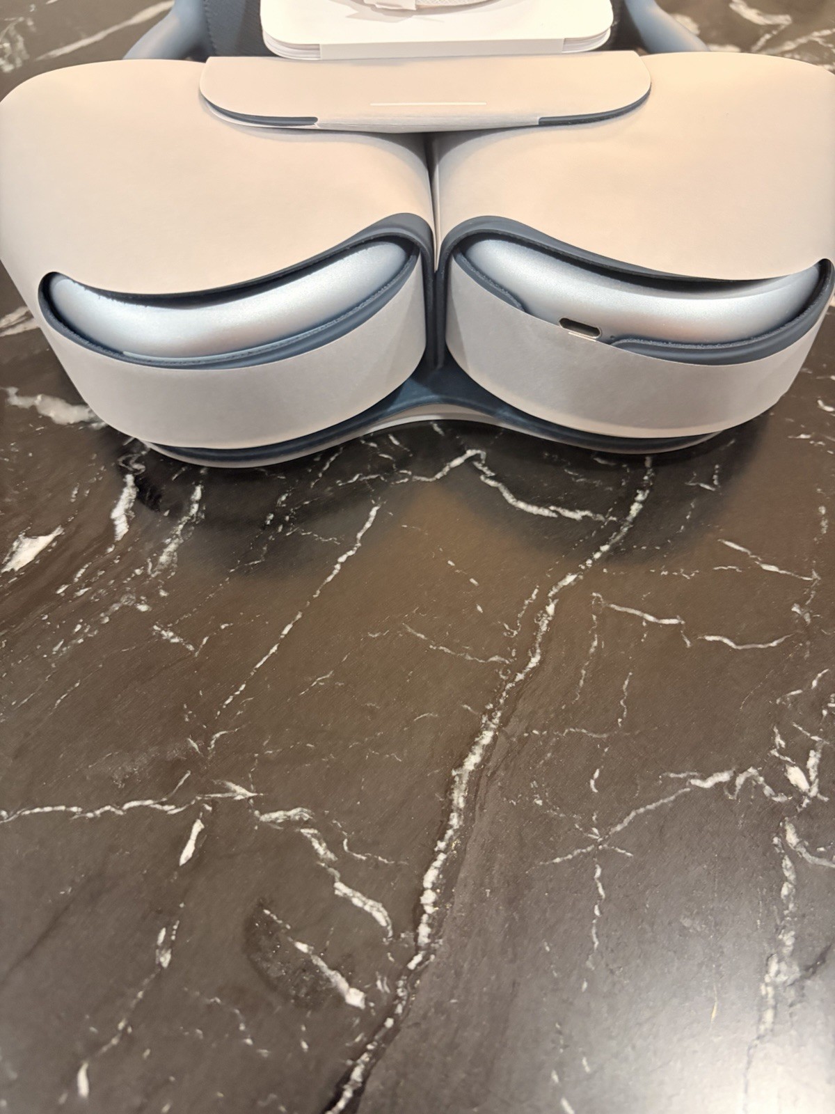 Apple AirPods Max 2 (2026) Wireless Headphones Blue – Model A3454 – New – No Box