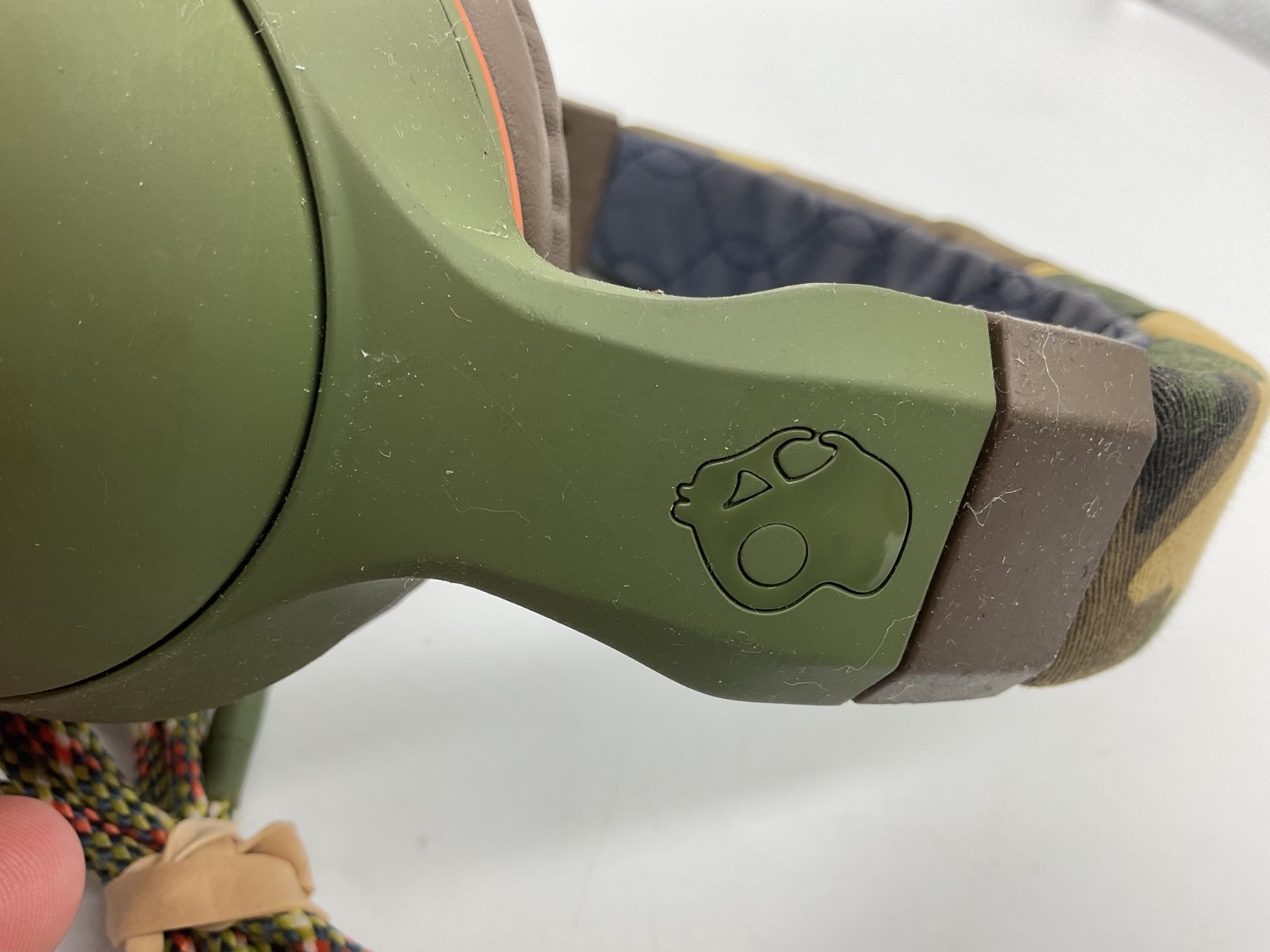 SkullCandy Hesh 2.0 Headphones Over The Ear Camo/Olive w/ 3.5mm Jack