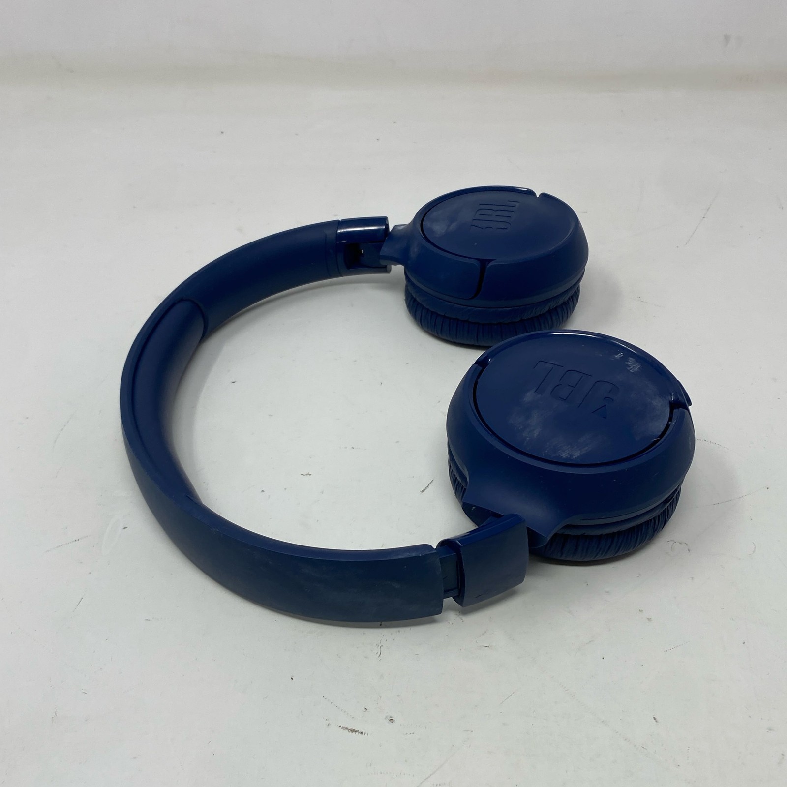 JBL Tune 520BT Wireless Bluetooth On-Ear Headphones – Blue