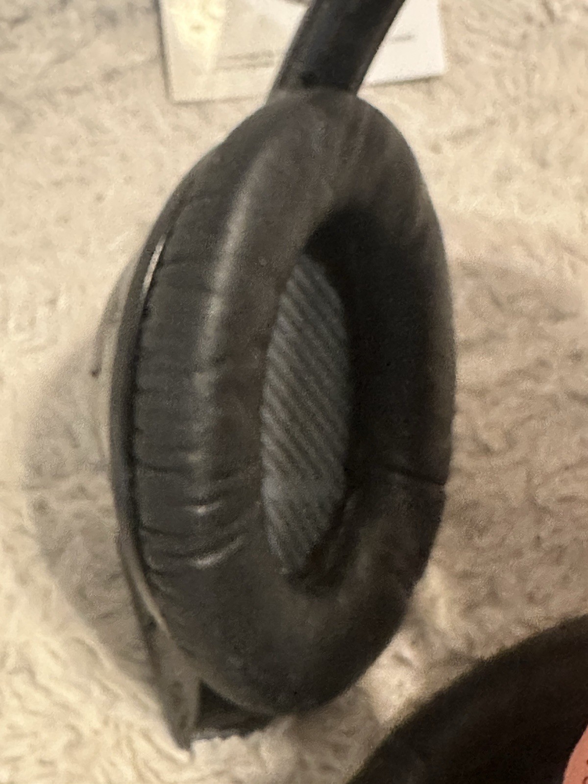 Bose AE2w SoundLink around-ear Bluetooth headphones – Pads Deteriorating