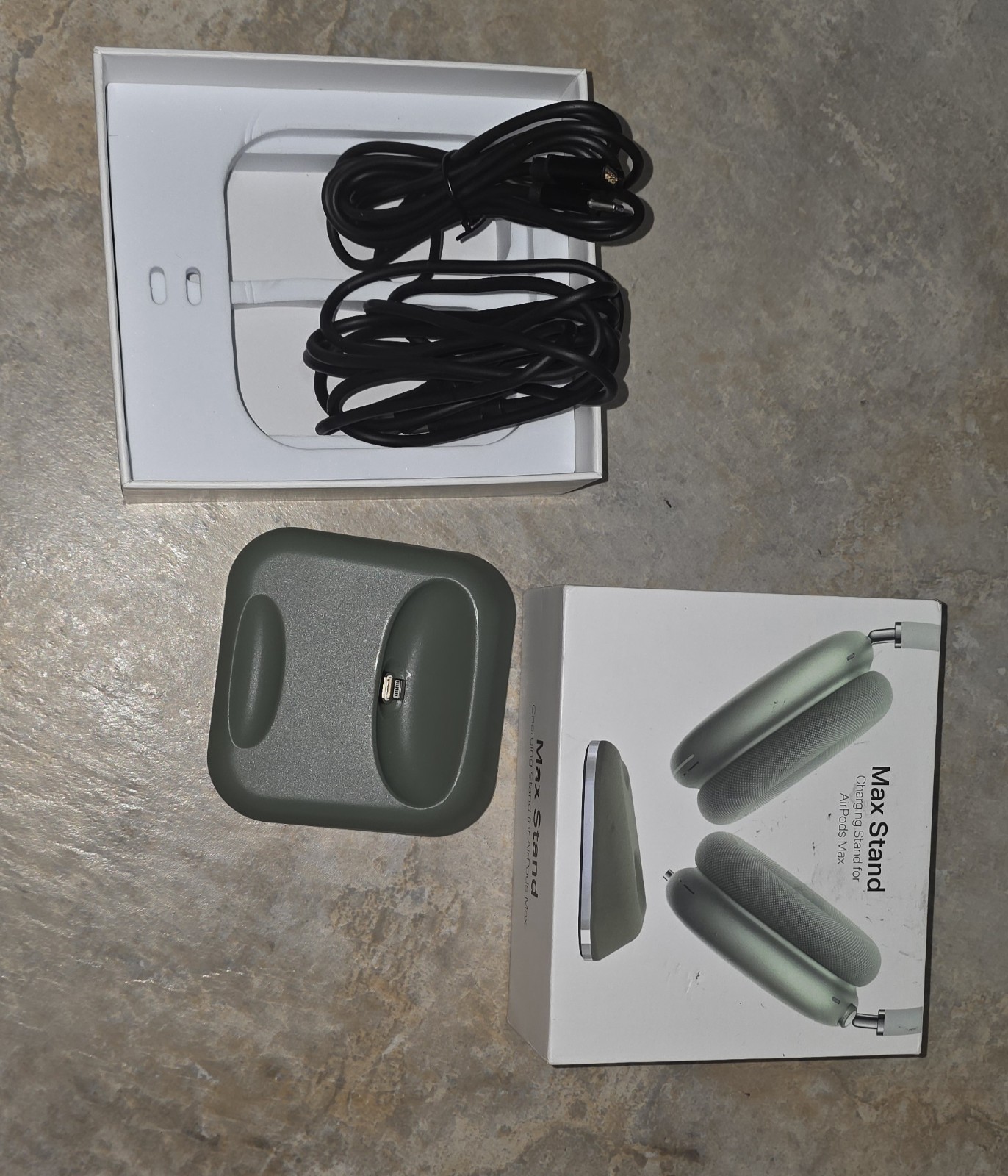 Apple AirPods Max Green Wireless Headphones + Max Stand Charger + Case Bundle
