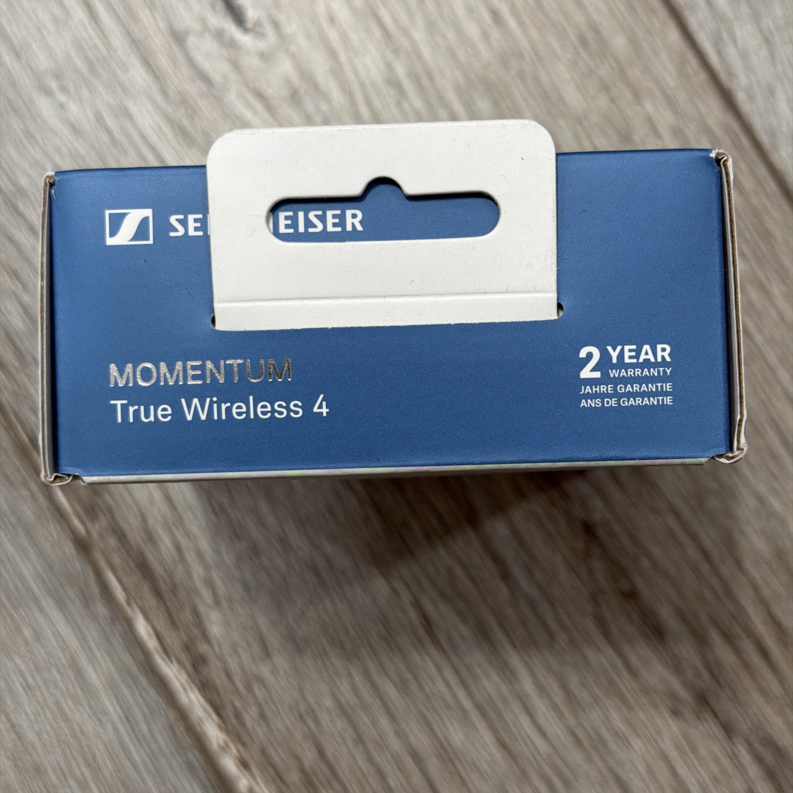Sennheiser True Wireless MOMENTUM 4 Earbuds – White Silver