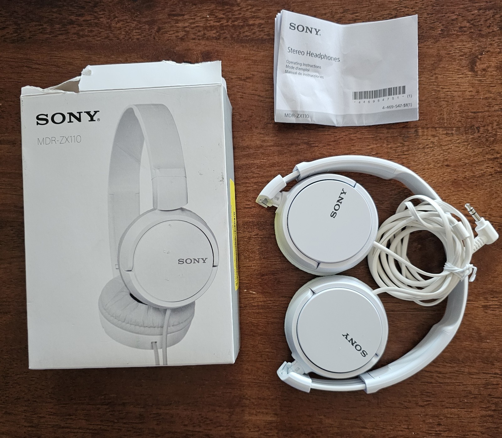 Sony MDR-ZX110 Ear-Pad (On the Ear) Headband Headphones – White