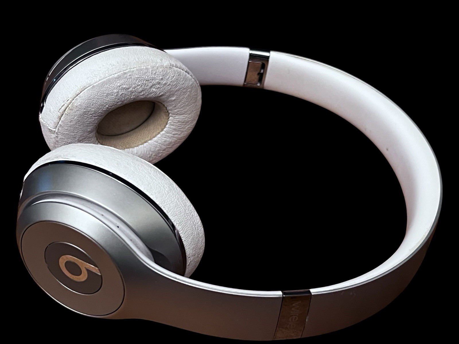 beats solo 3 wireless headphones white