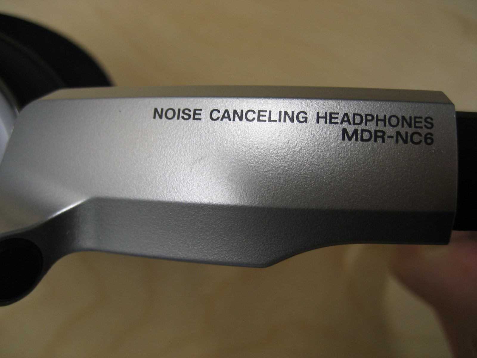 Sony MDR-NC6 Noise Canceling Headphones