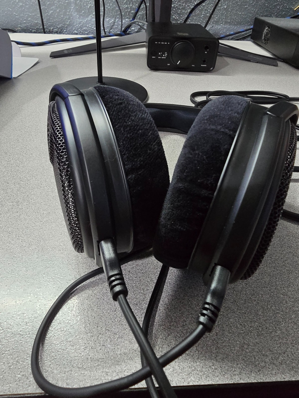 Sennheiser HD 660S2 Audiophile Back Headphones Hi-Res