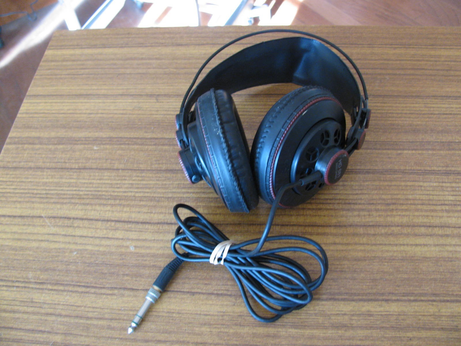 Superlux HD681 Over the Ear Headphones Tested Great Working Condition