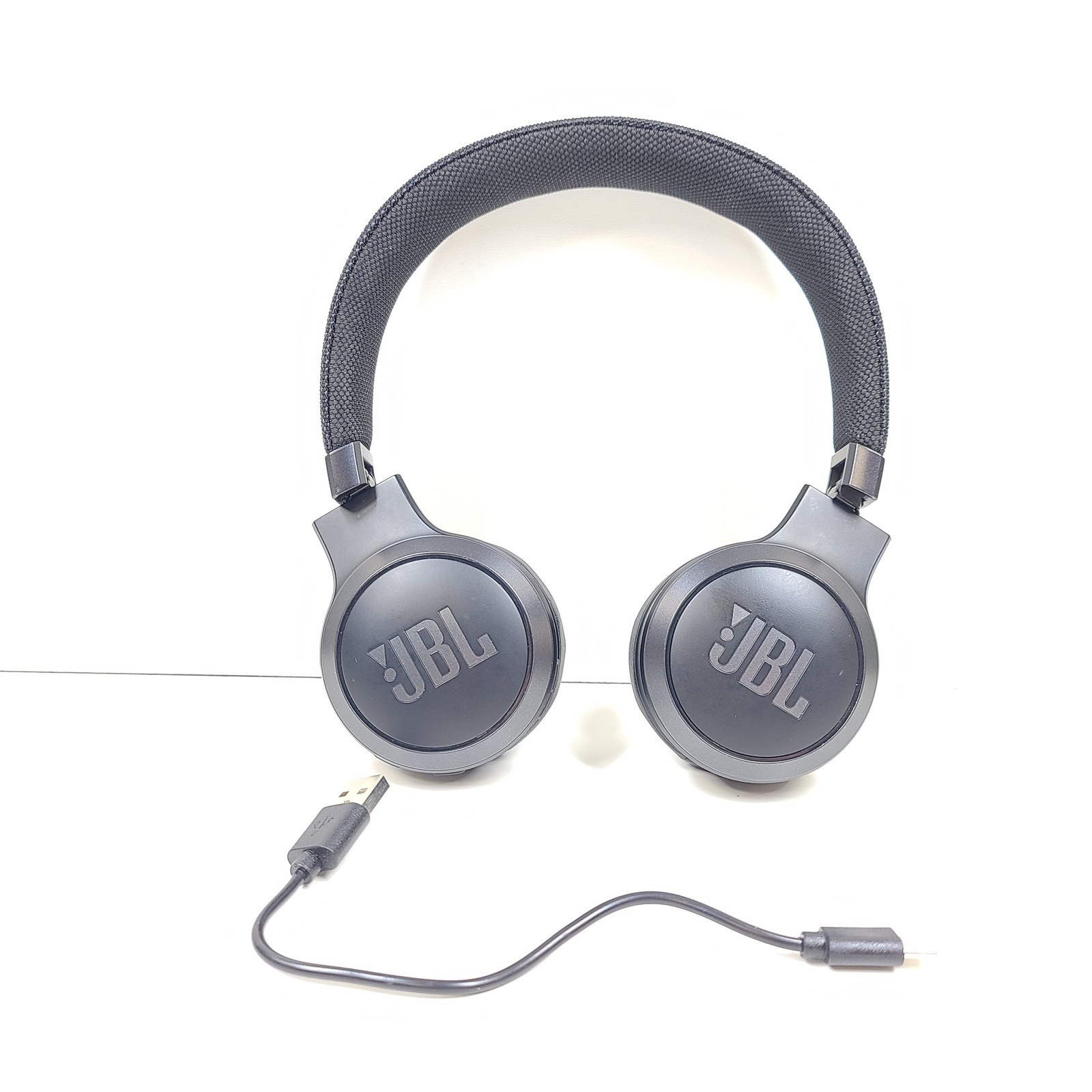 JBL Live 460NC Wireless On-Ear Noise Cancelling Headphones – Black Grade A