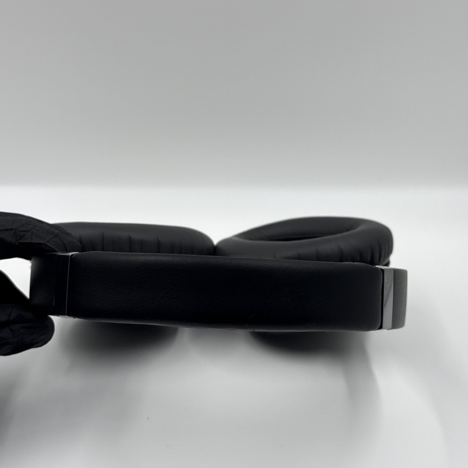 Sony Wireless Over the Ear Noise Canceling Headphones WH-CH700N