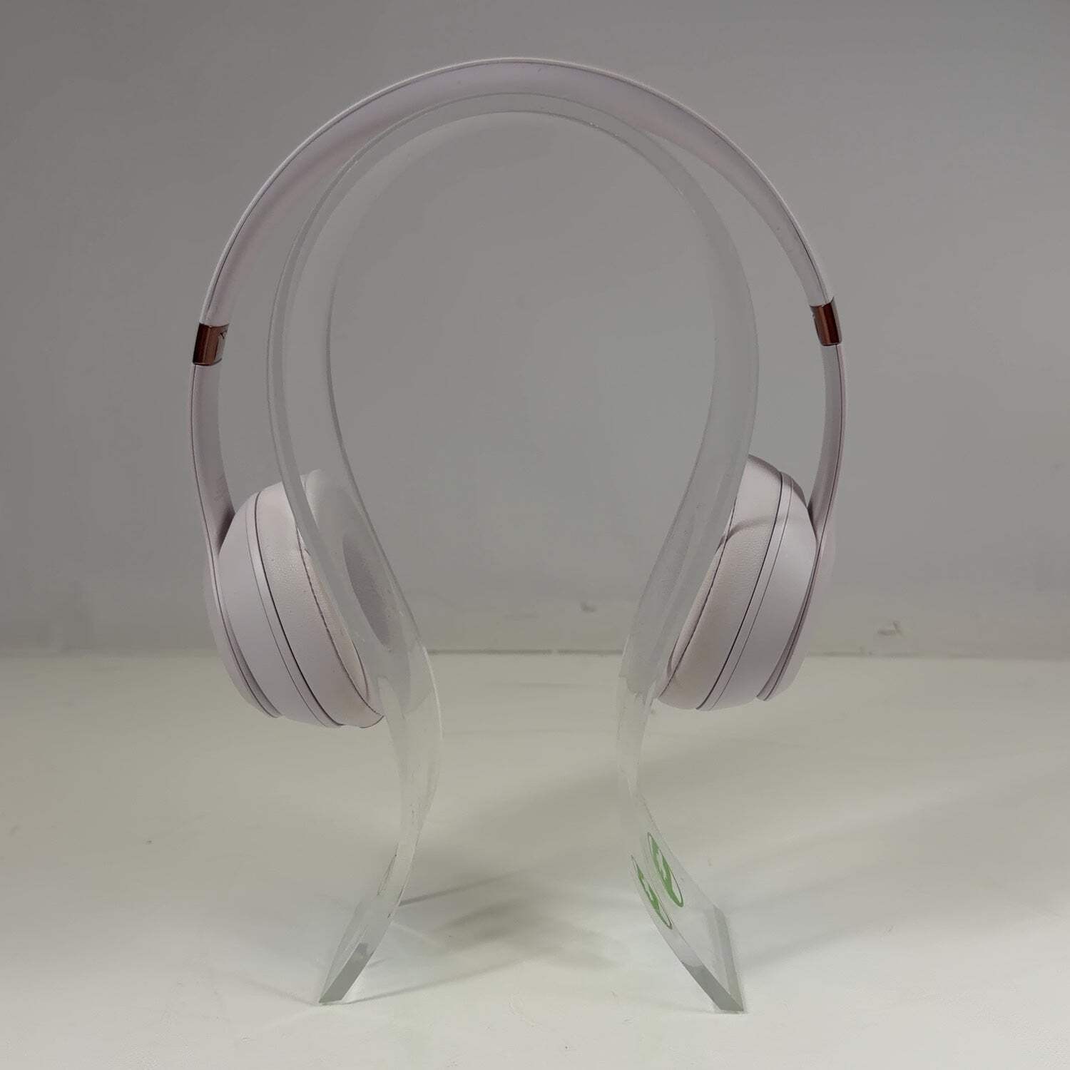 Beats Solo4 Wireless Over-Ear Bluetooth Headphones Cloud Pink A3140