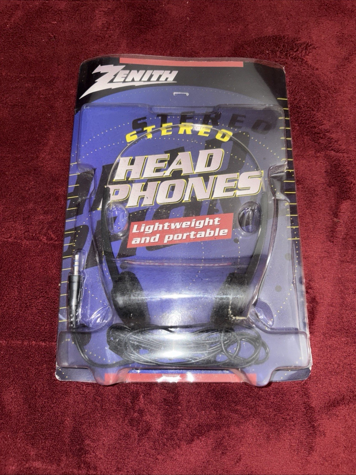 Zenith Stereo Headphones – 4ft Cord w/ 3.5mm Stereo Plug