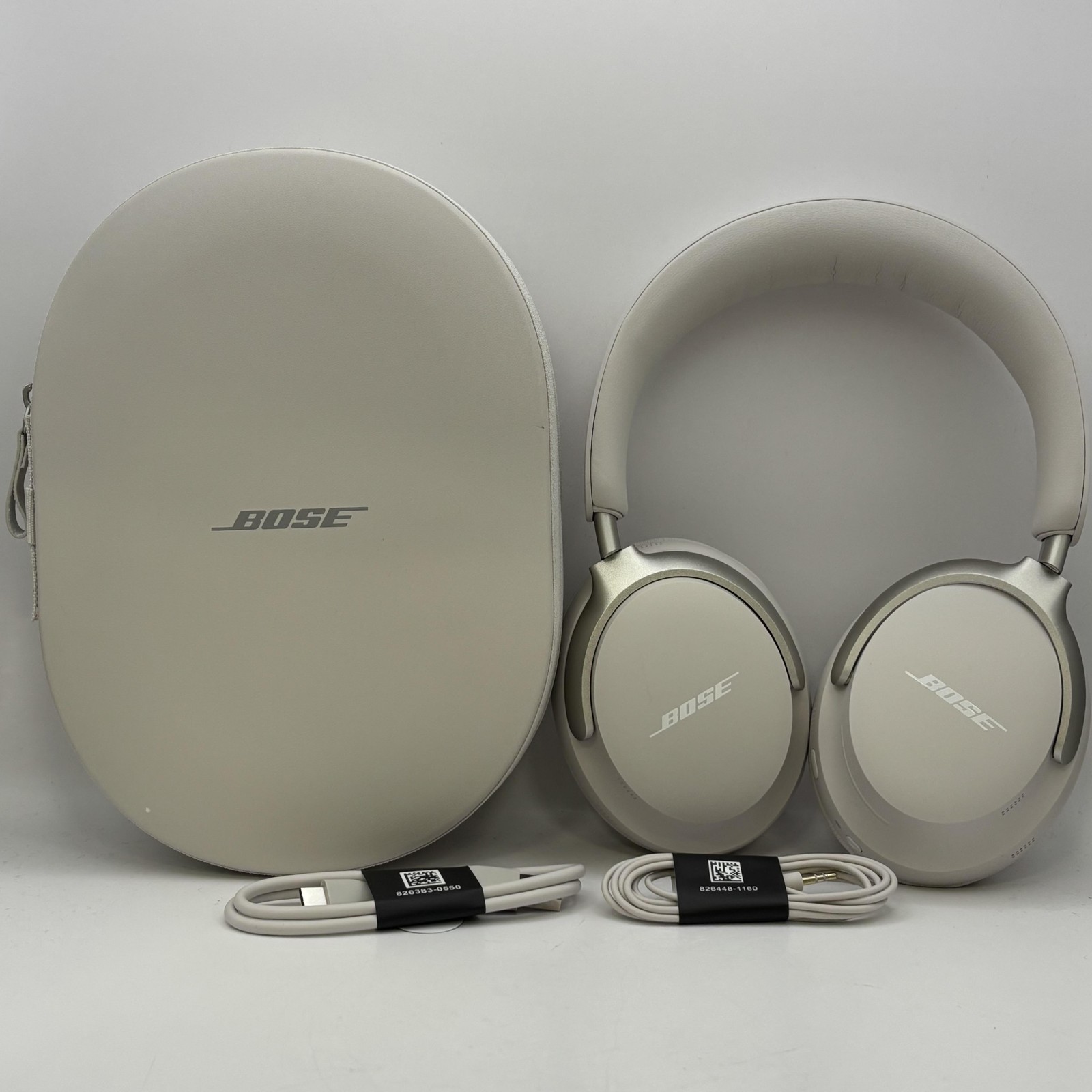 Bose QuietComfort Ultra Headphones White – Excellent Condition w/ Case + Charger
