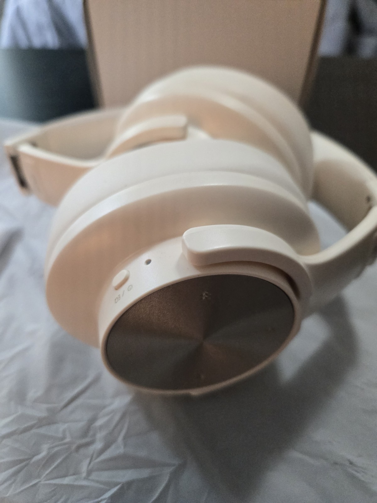 Picun B8 Wireless Bluetooth Headphones, Khaki White – New in Box