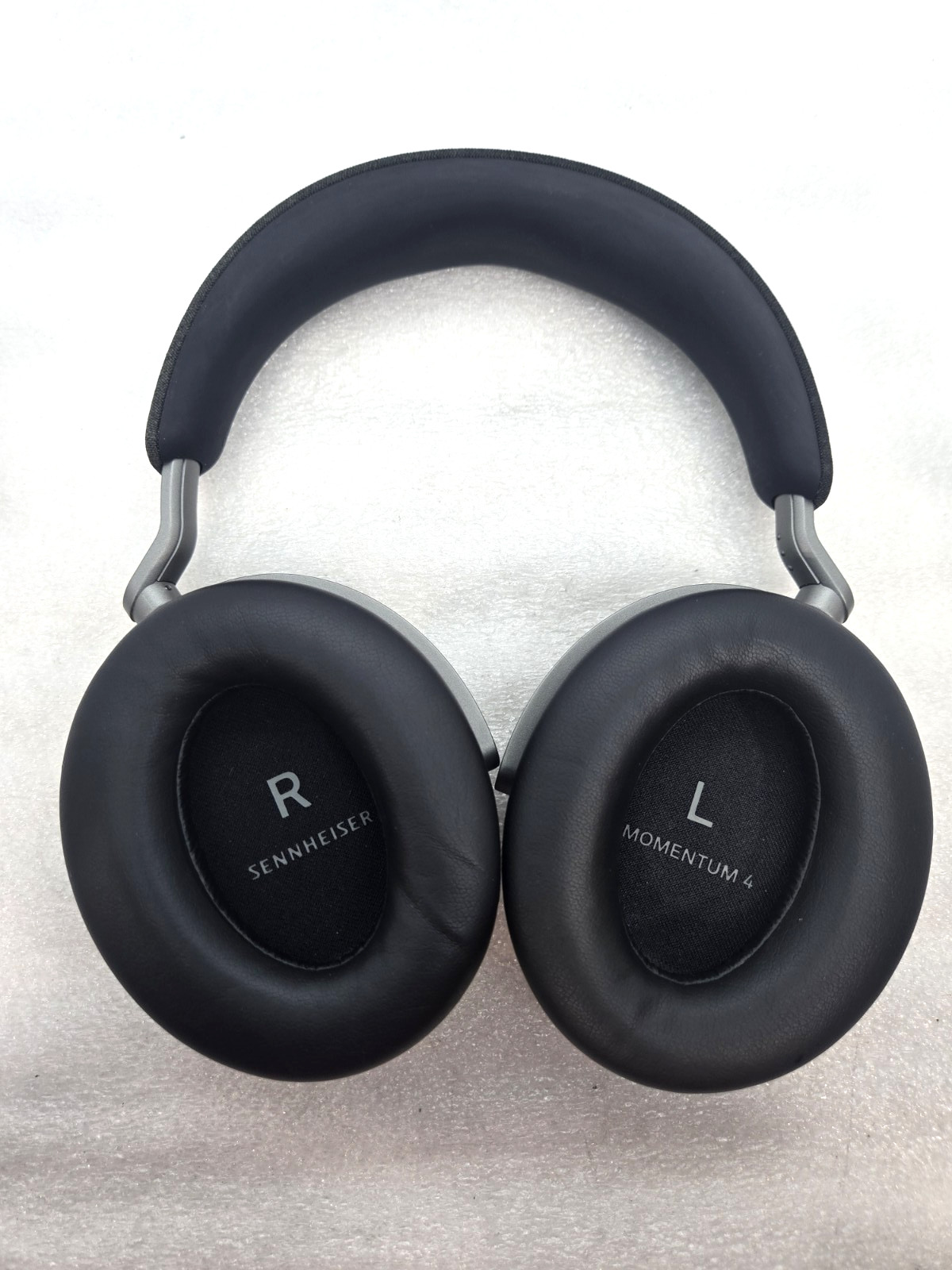 Sennheiser MOMENTUM 4 Wireless Headphones Graphite Grey FAST FREE SHIPPING a