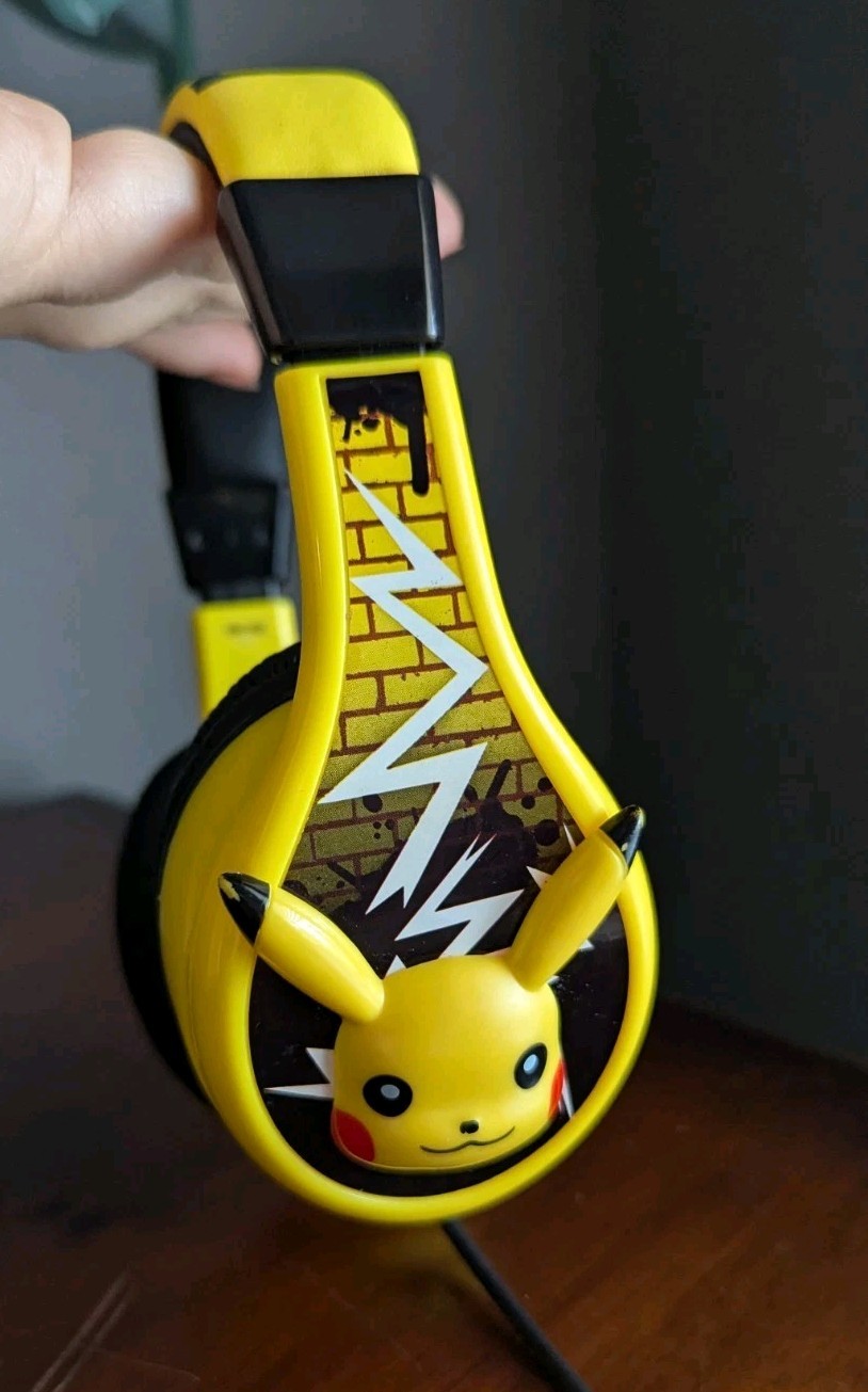 Pokemon Pikachu Over Ear Wired Headphones Yellow Black 3D Face Lightning Kids