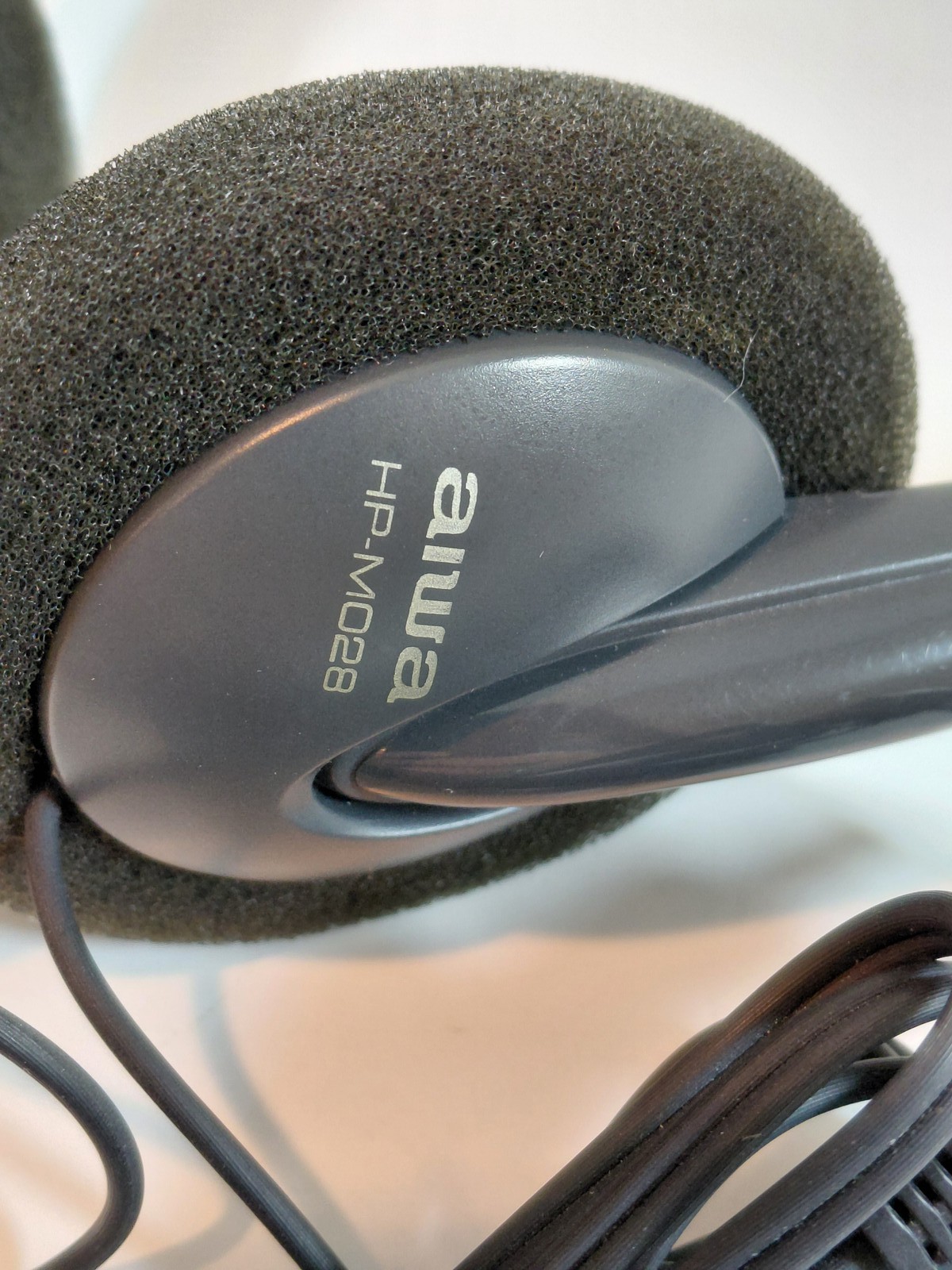 AIWA HP-M028 On-Ear Headphones Wired 3.5mm Jack Portable Audio Vintage Black