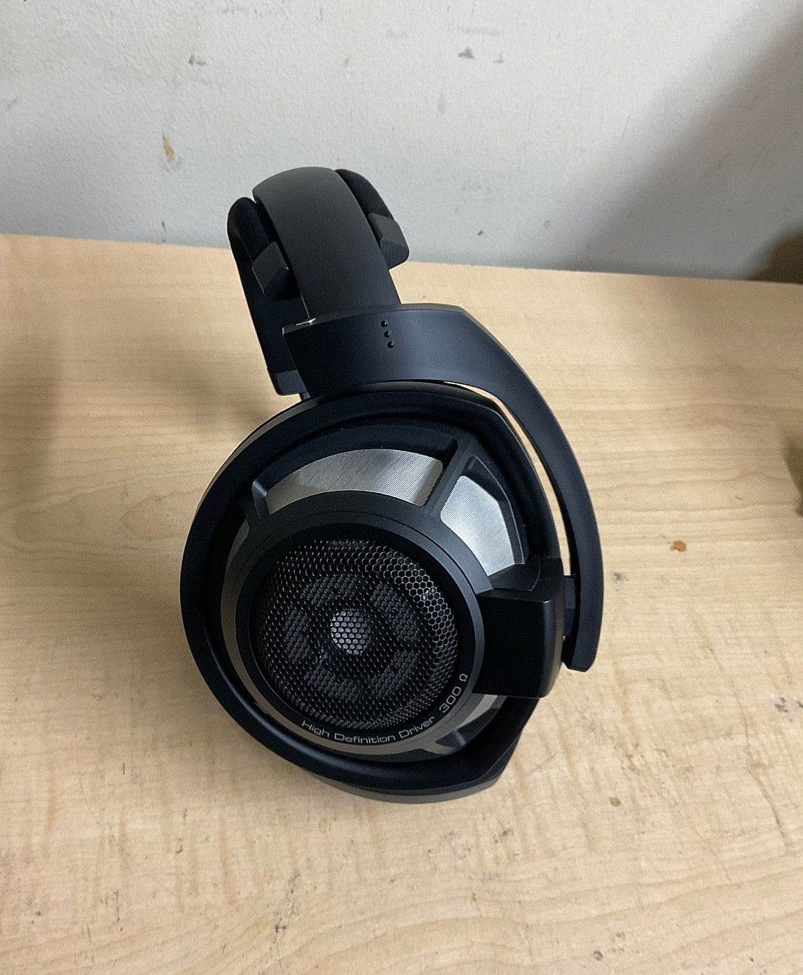 Sennheiser HD 800 S Headphones W/Cords