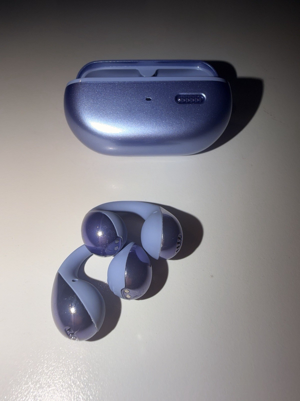 SoundPEATS Pearl Clip Wireless Bluetooth In-Ear Earbuds Purple Charging Case