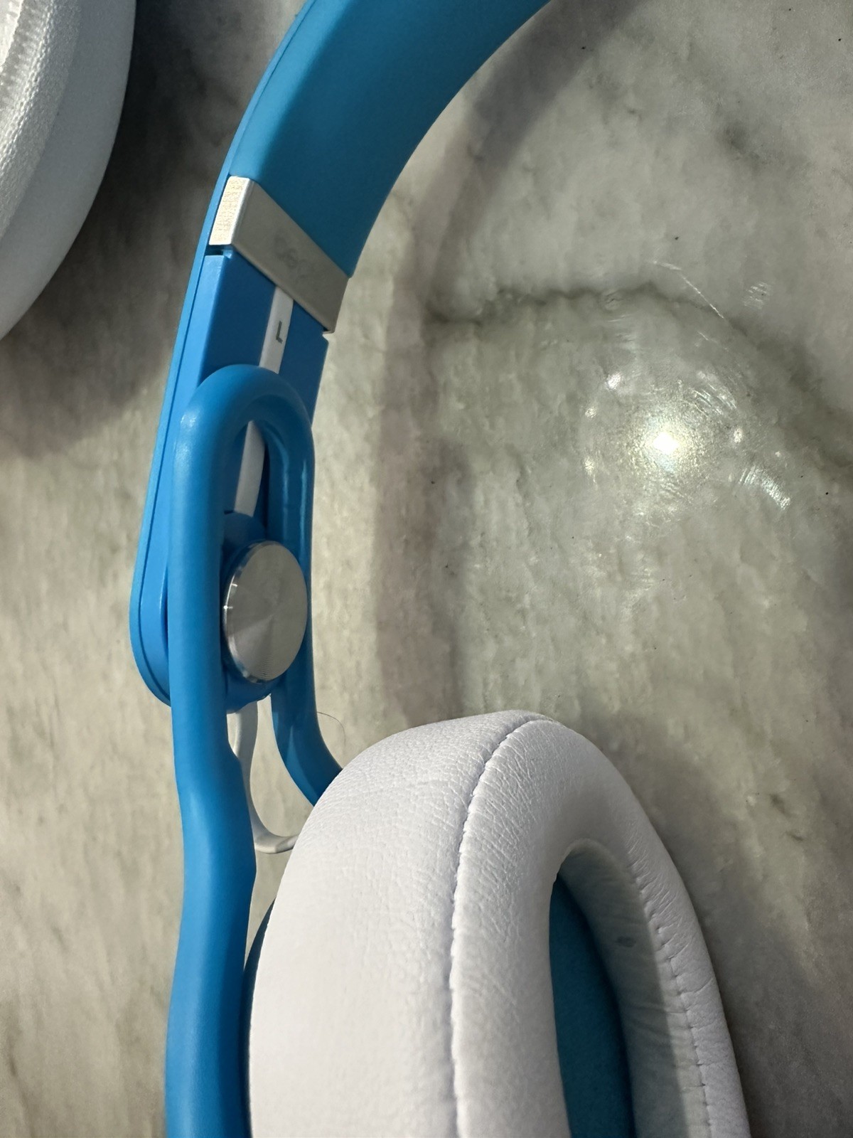 Beats Mixr Mixer Headphones Neon Blue & White David Guetta Edition Rare