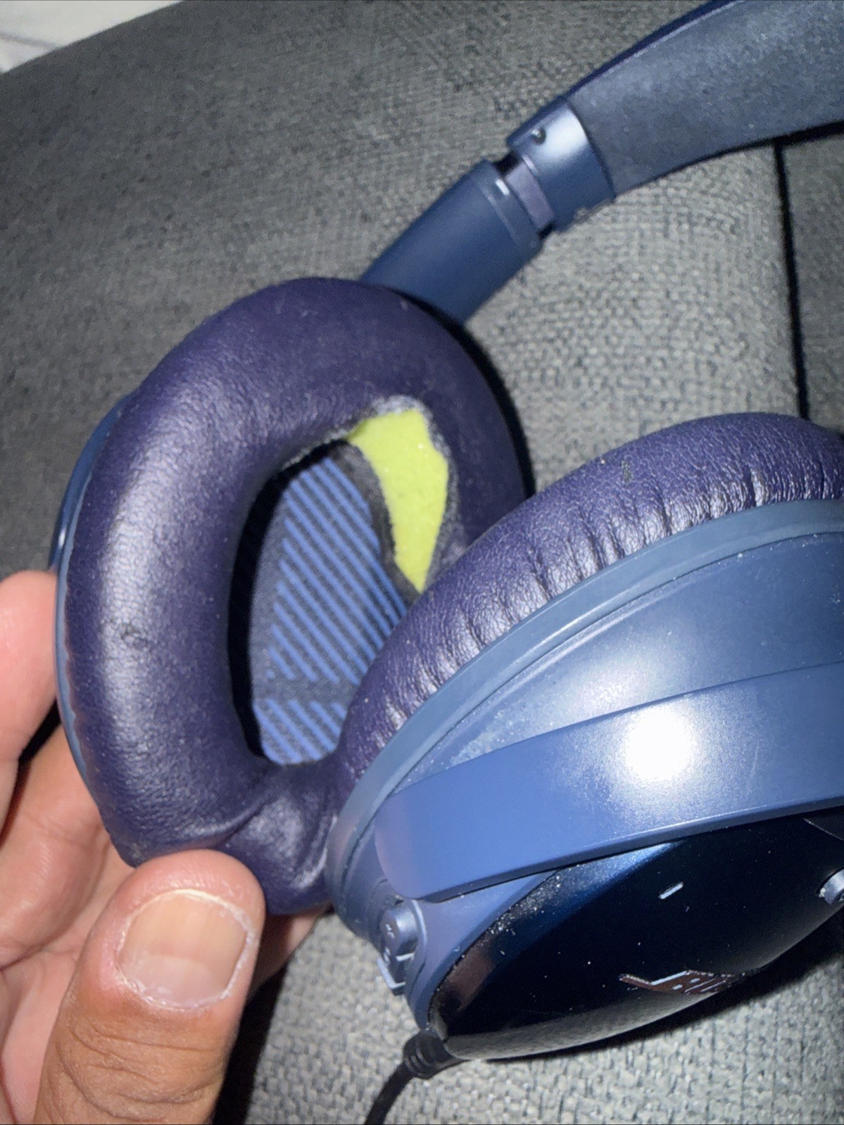Bose QuietComfort 35 II Wireless Headphones Midnight Blue Rose Gold QC35 II