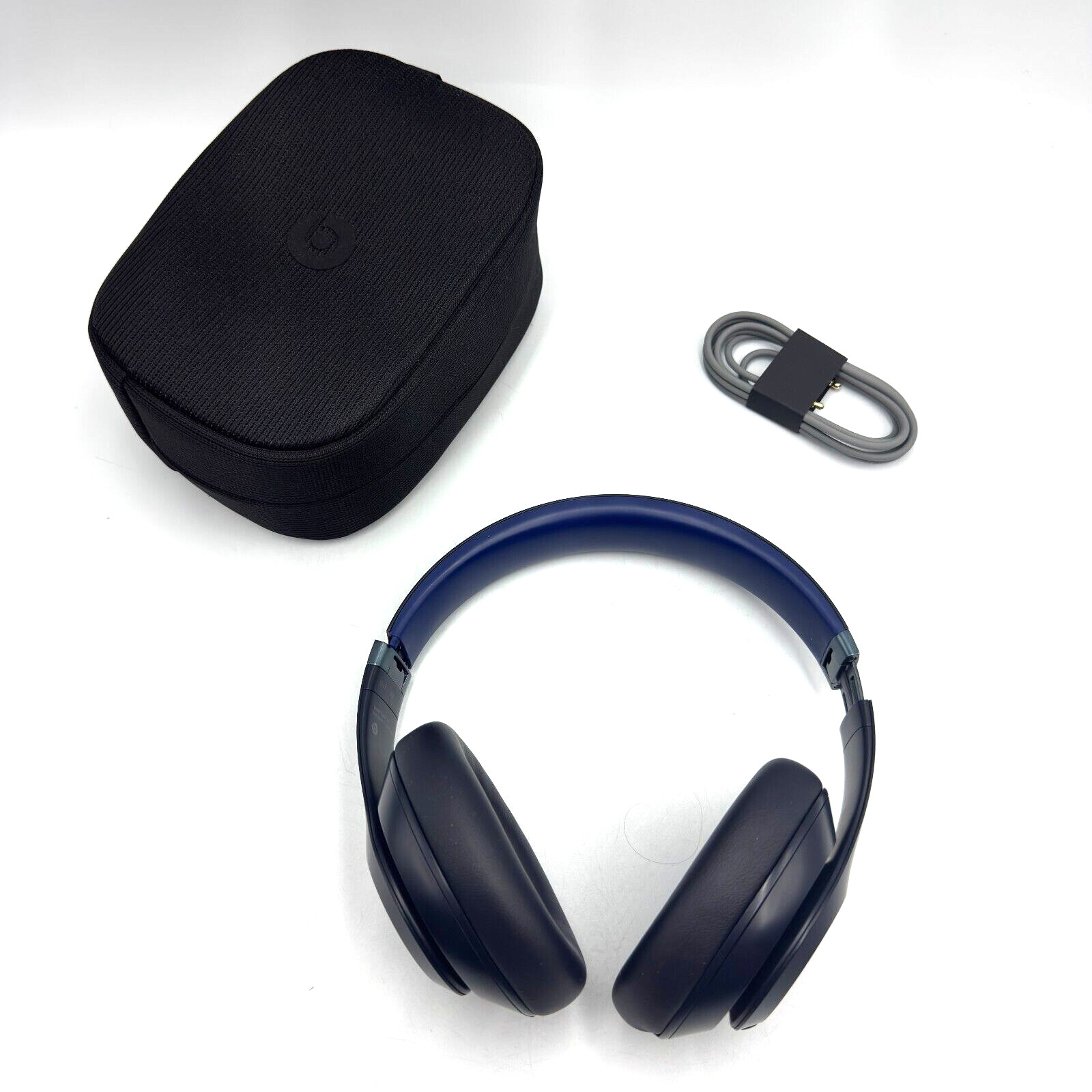 Beats by Dre Studio Pro Wireless Headphones Navy Blue MQTQ3LL/A – BROKEN HINGE