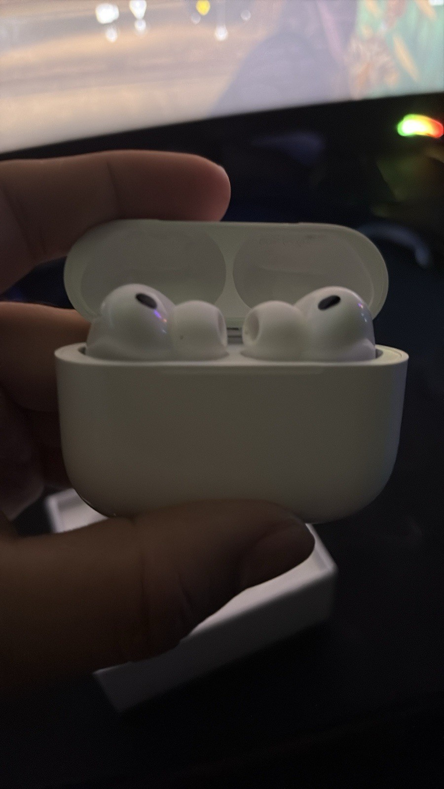 Apple AirPods Pro 3 Wireless Bluetooth In-Ear Earbuds w/ Charging Case White