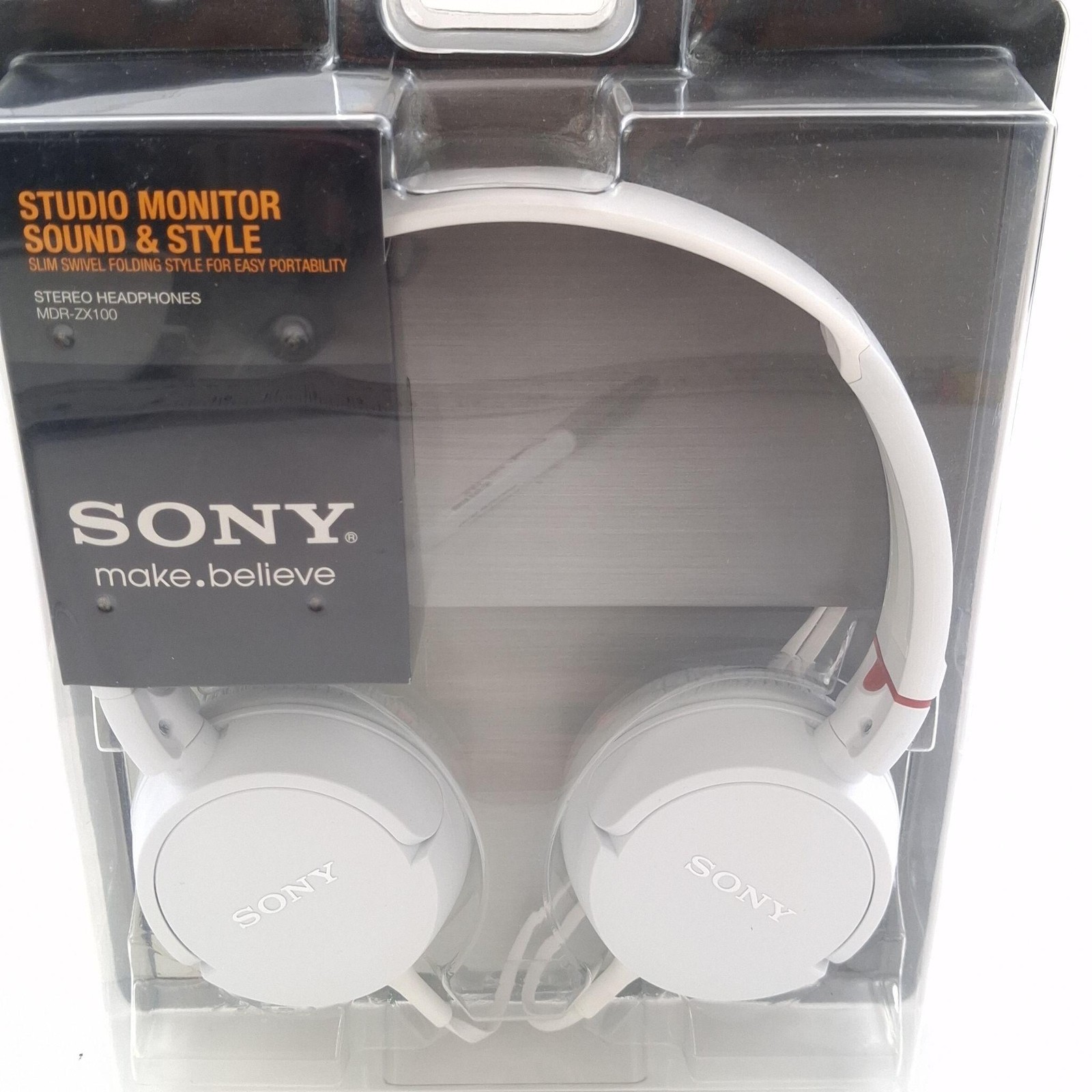 Sony MDR-ZX100 On-Ear Headphones White Closed Back Stereo Foldable 3.5mm L-Plug