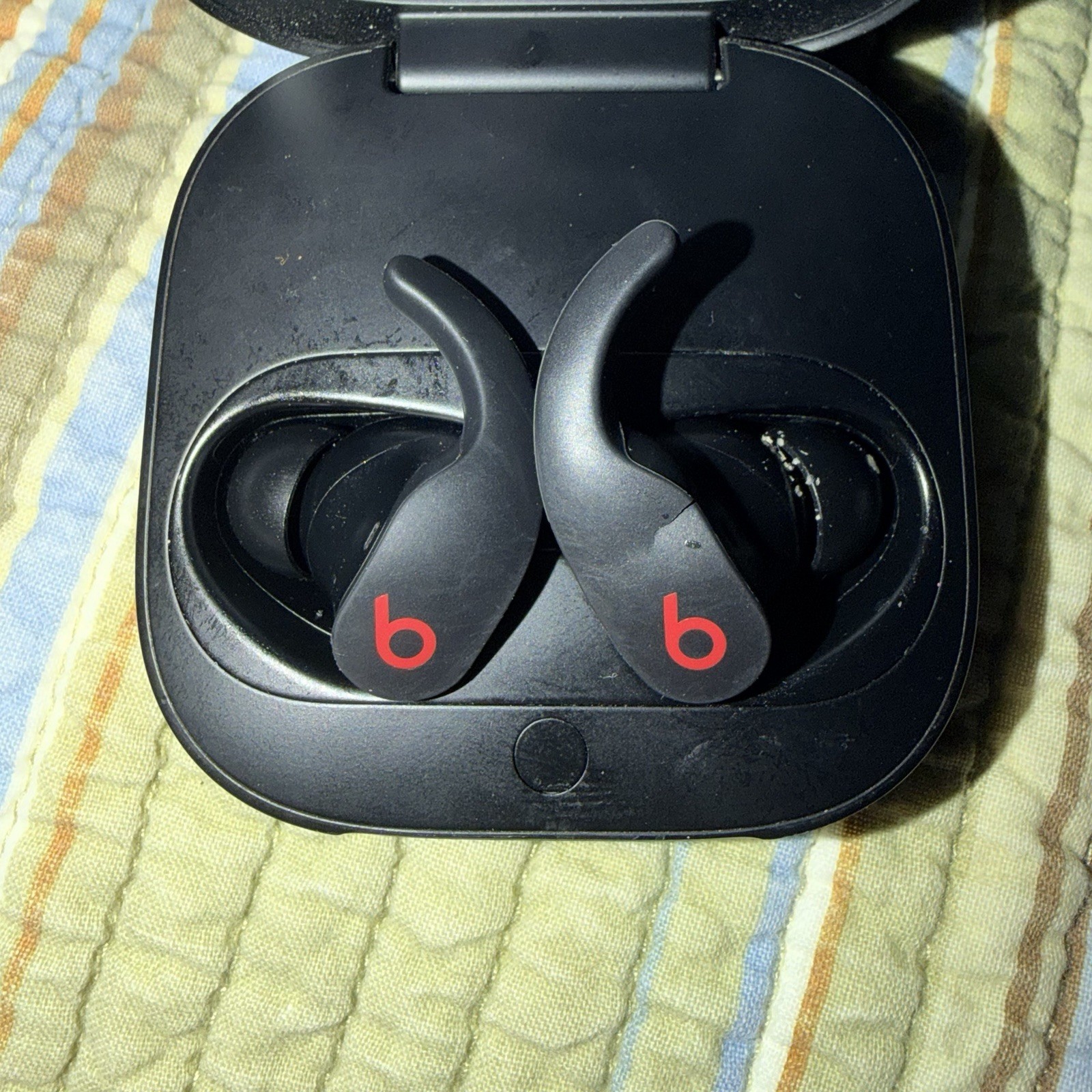 Beats by Dr. Dre Beats Fit Pro In-Ear Earbuds Black/Red Double Bluetooth Case