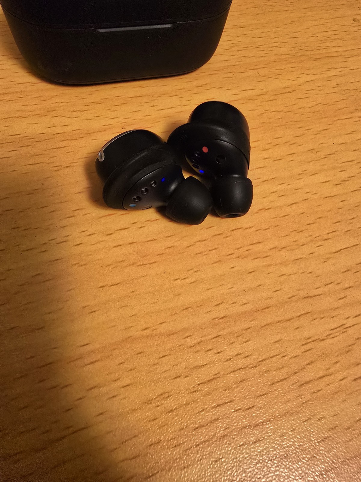 AKG N400NC True Wireless Bluetooth Noise-cancelling Earbuds Headphones