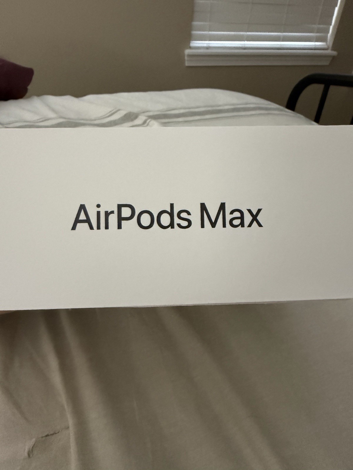Apple AirPods Max Midnight Black Bluetooth Headband ANC with Smart Case