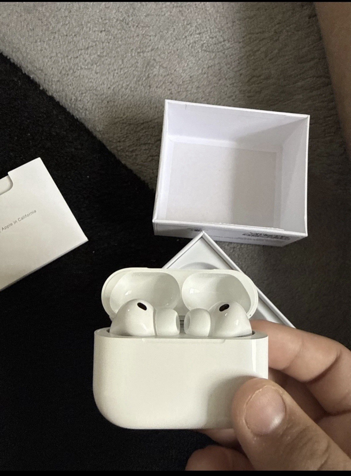 Apple AirPods Pro 3 In-Ear Wireless 100% authentic