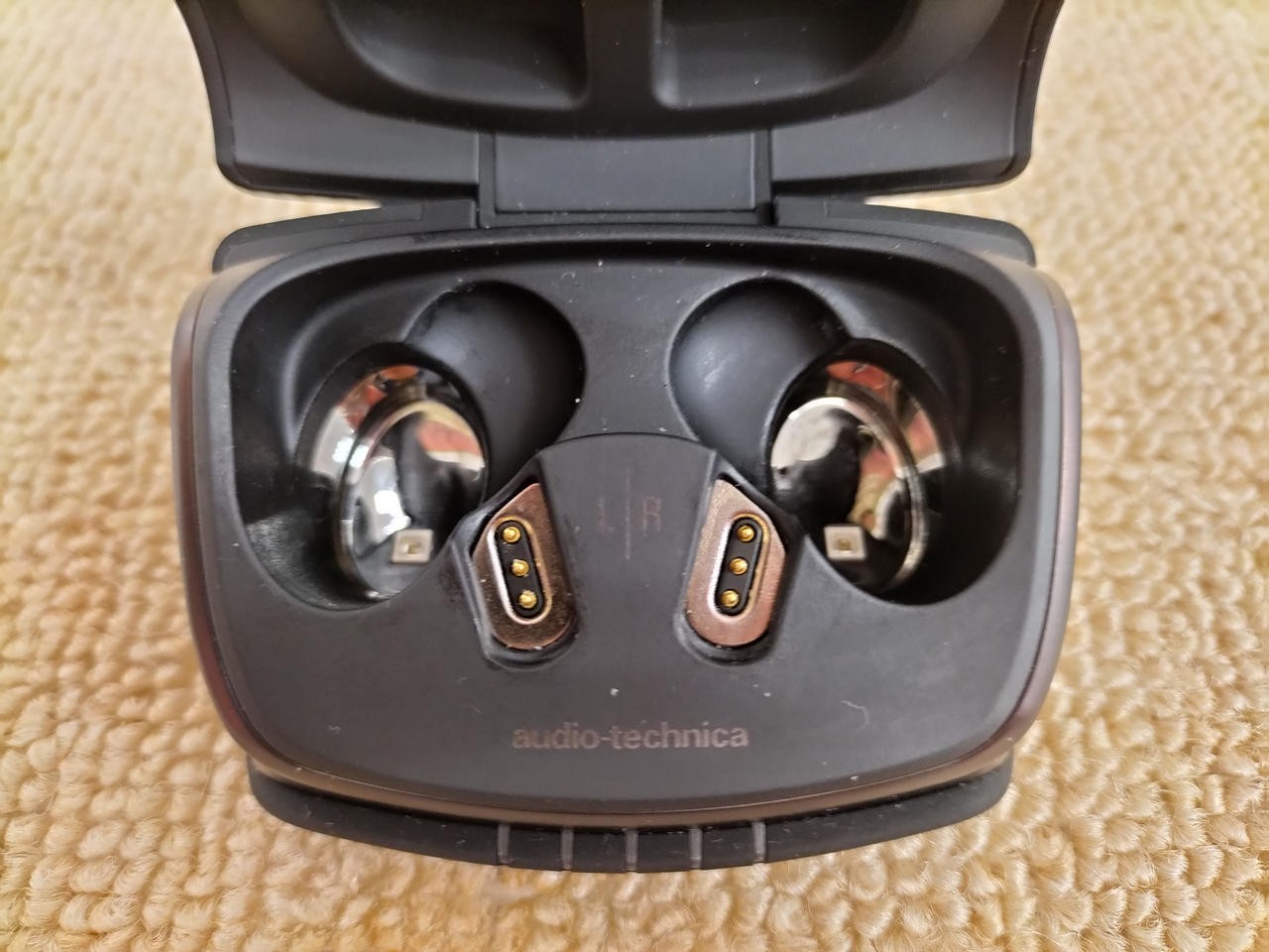 Audio-Technica ATH-TWX9 Wireless Noise Cancelling Earbuds Earphones w/ Tips Set