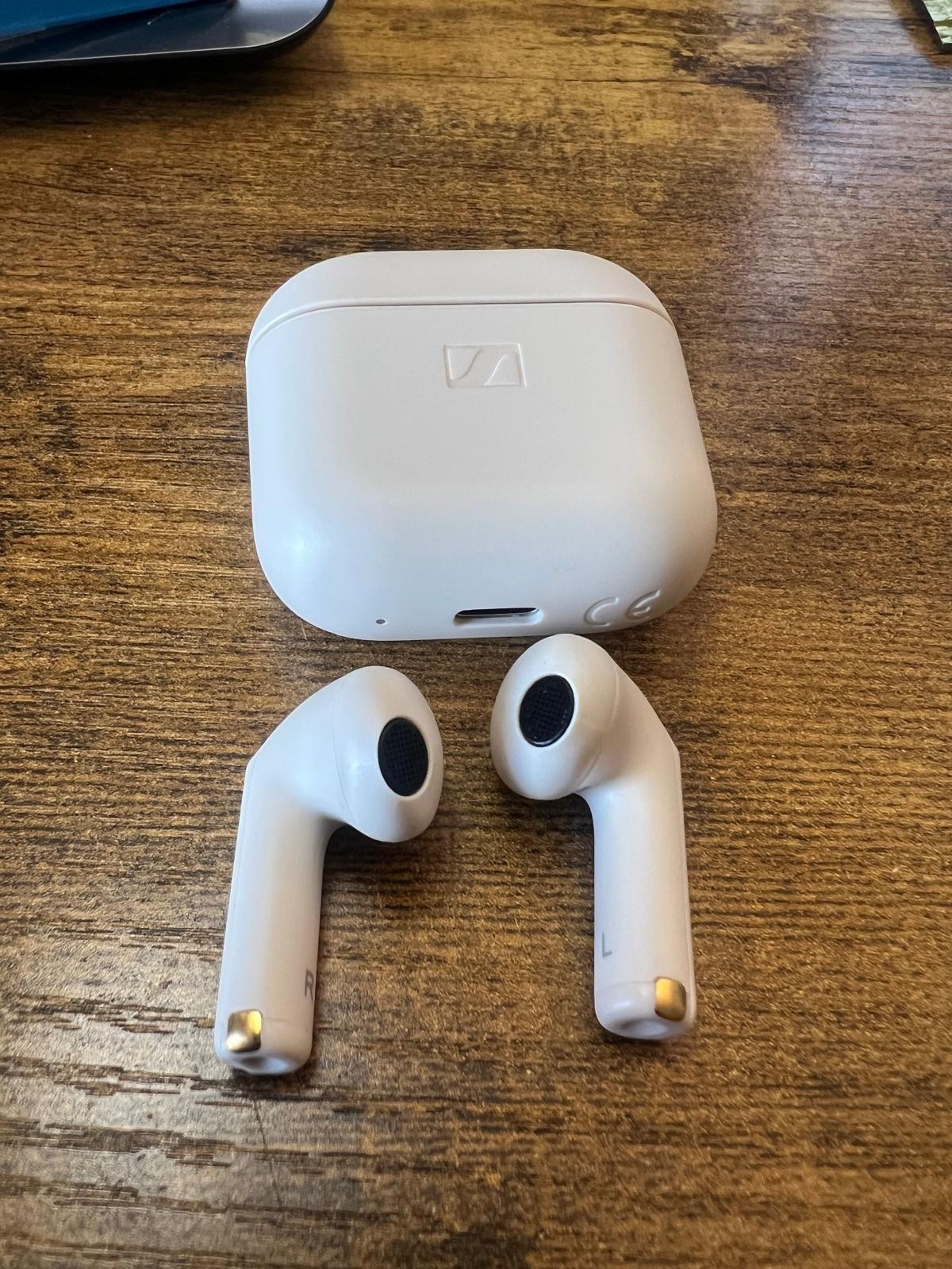 Sennheiser ACCENTUM Open Wireless Bluetooth Earbuds – Cream – Open Box