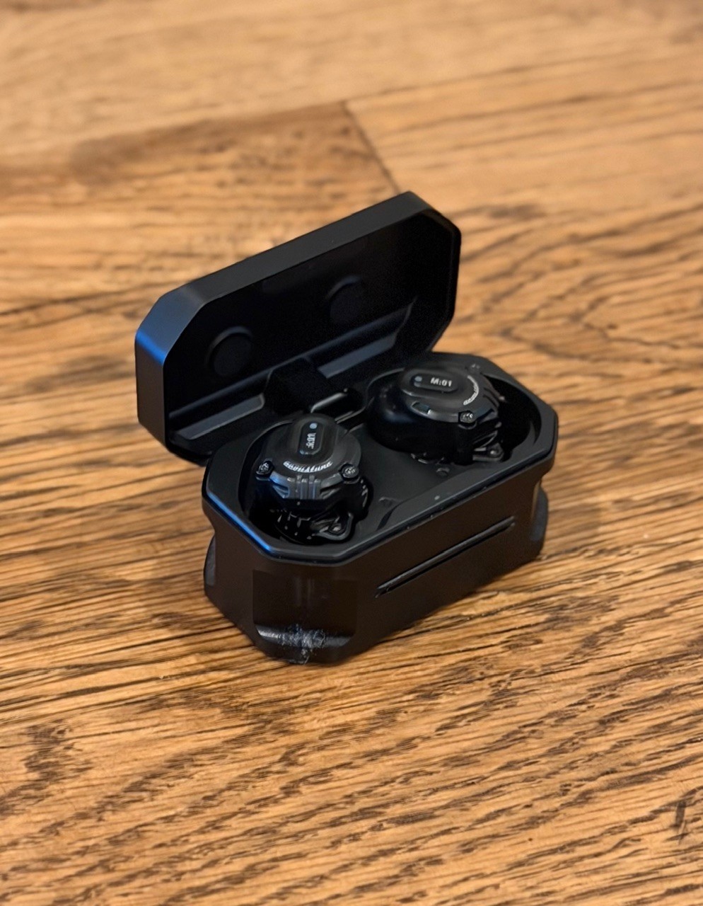 Acoustune HSX1001 HiFi True Wireless Earbuds ~with~ C:03+M:02G Upgrade Gadget