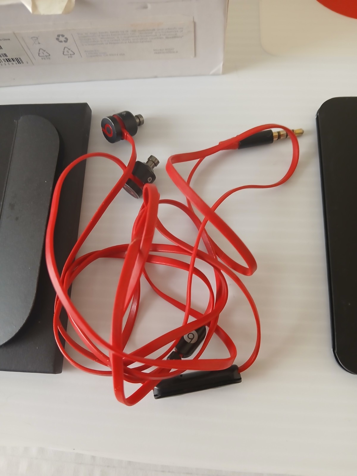 Beats by Dre UrBeats3 Wired Earphones + Beats Sticker Box- FOR PARTS ONLY