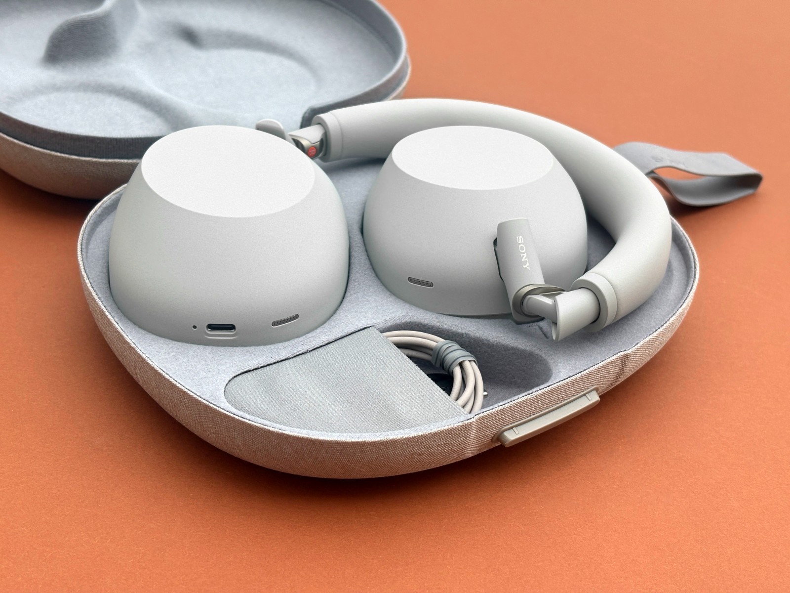 SONY WH-1000XM6/S Wireless Noise Canceling Headphones – WH1000XM6 SILVER #OB*