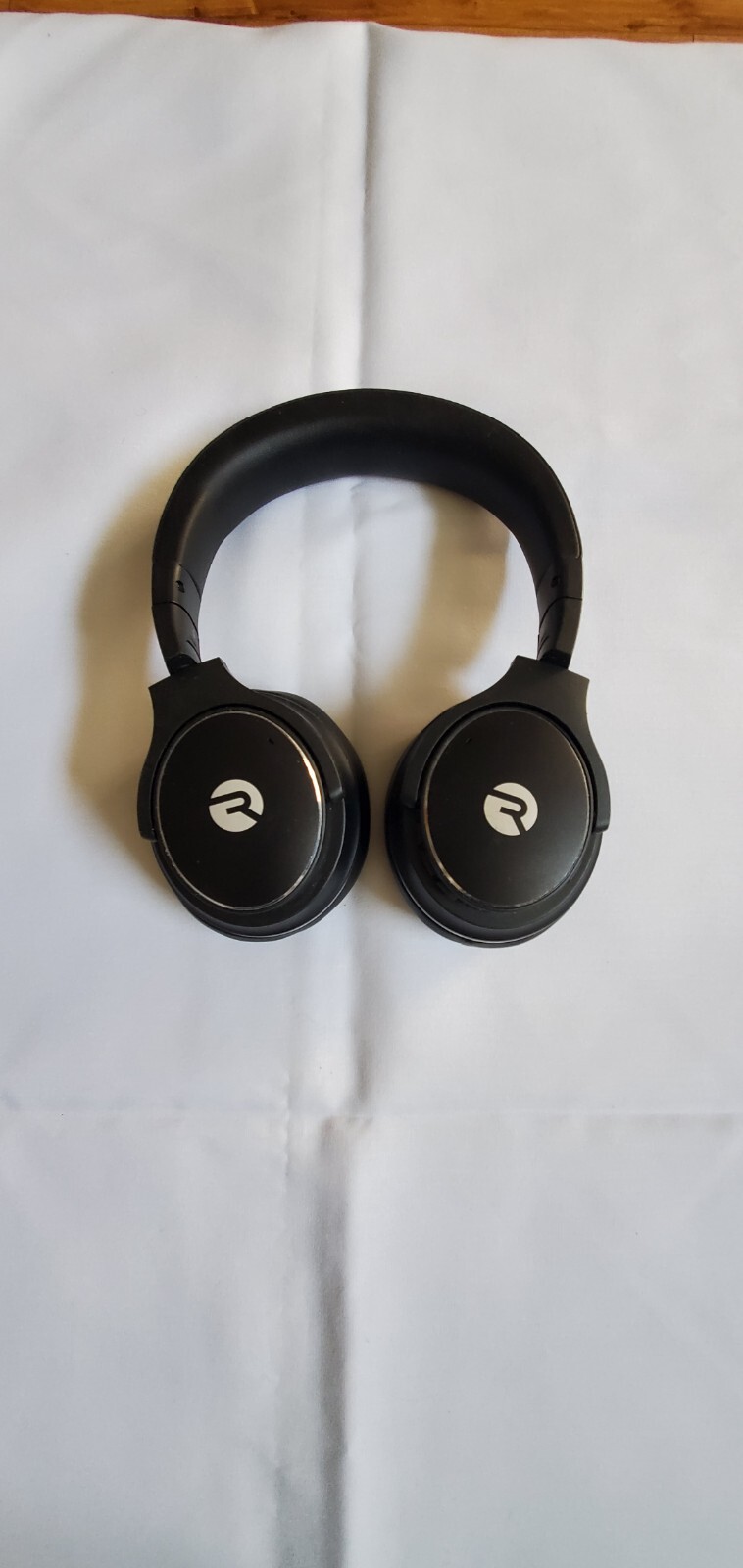 Raycon RBH820-BlK H20 Wireless Noise-Cancelling Over-the-Ear Headphones – Black